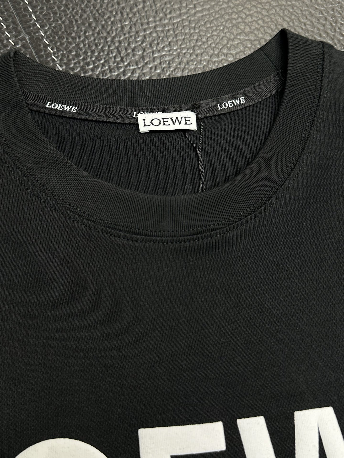 。LOEWE罗意威💥独家专供新款原单男士休闲短袖 高端定制 高版本 时尚百搭爆款⚠️⚠️✨✨进口面料 手