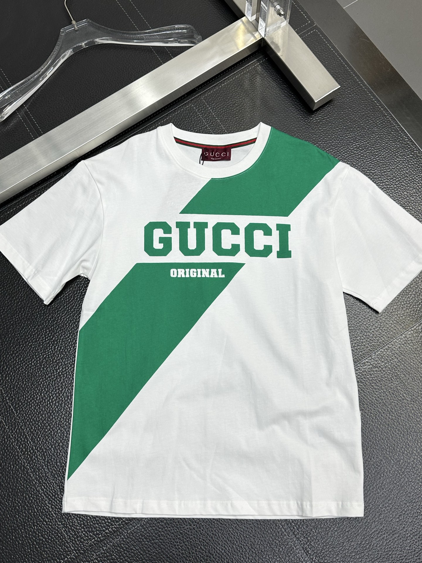 。Gucci古驰💥独家专供新款原单男士休闲短袖 高端定制 高版本 时尚百搭爆款⚠️⚠️✨✨进口面料 手感