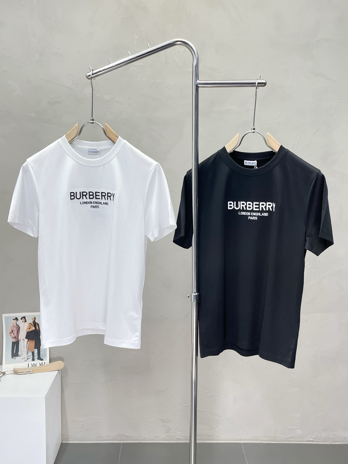 。Burberry巴宝莉💥独家专供新款男士休闲短袖 高端定制 高端版本 时尚百搭爆款⚠️⚠️✨✨进口面料