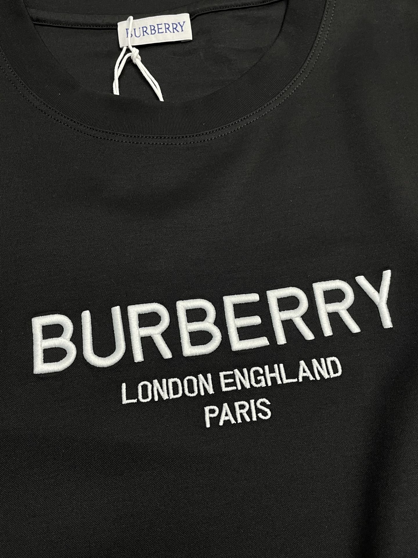。Burberry巴宝莉💥独家专供新款男士休闲短袖 高端定制 高端版本 时尚百搭爆款⚠️⚠️✨✨进口面料