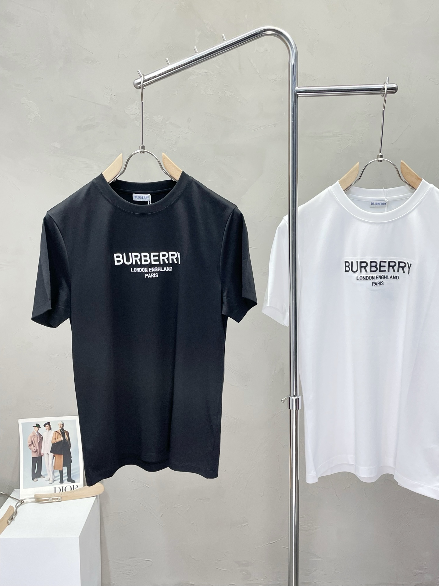 。Burberry巴宝莉💥独家专供新款男士休闲短袖 高端定制 高端版本 时尚百搭爆款⚠️⚠️✨✨进口面料