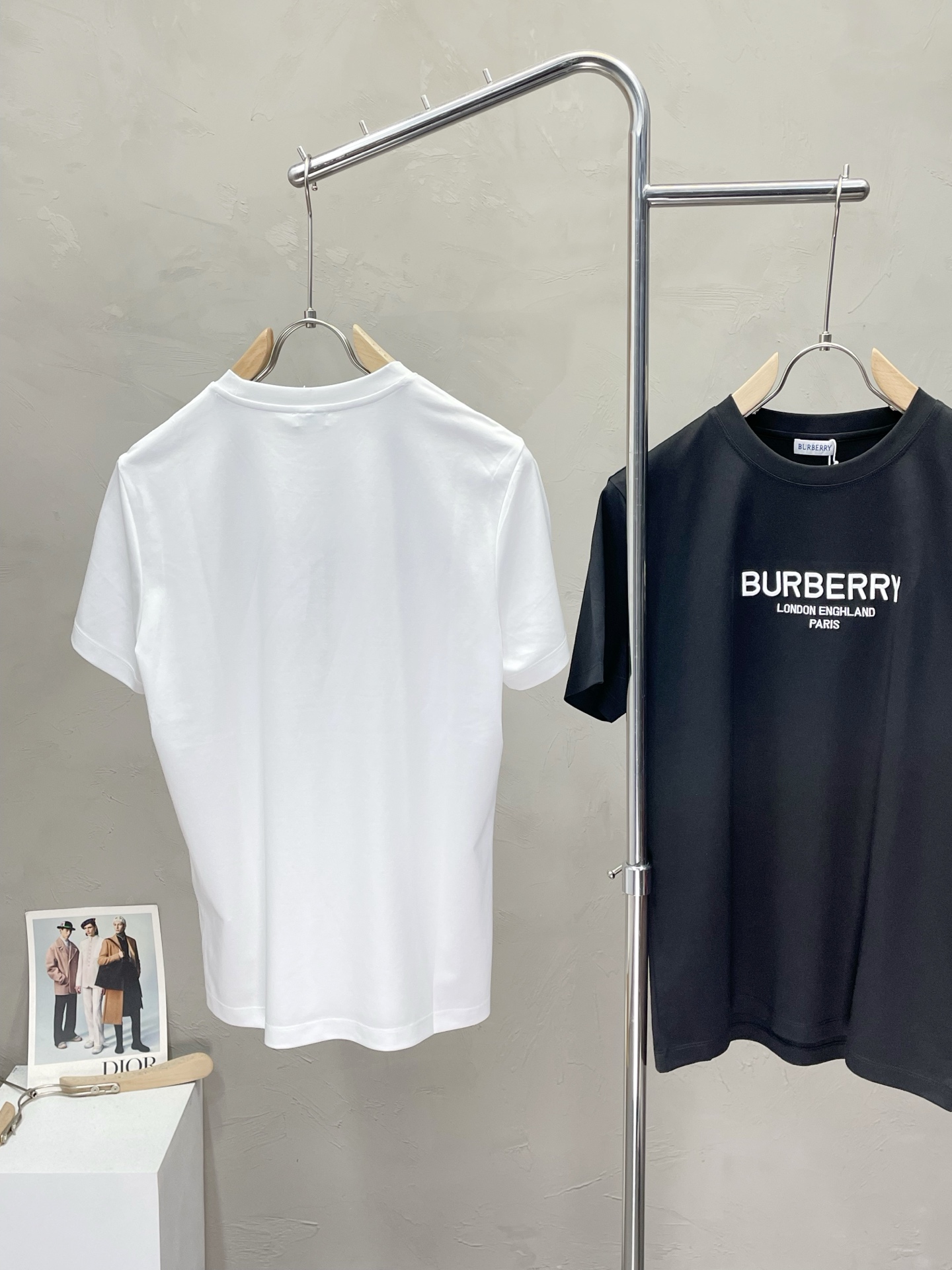 。Burberry巴宝莉💥独家专供新款男士休闲短袖 高端定制 高端版本 时尚百搭爆款⚠️⚠️✨✨进口面料