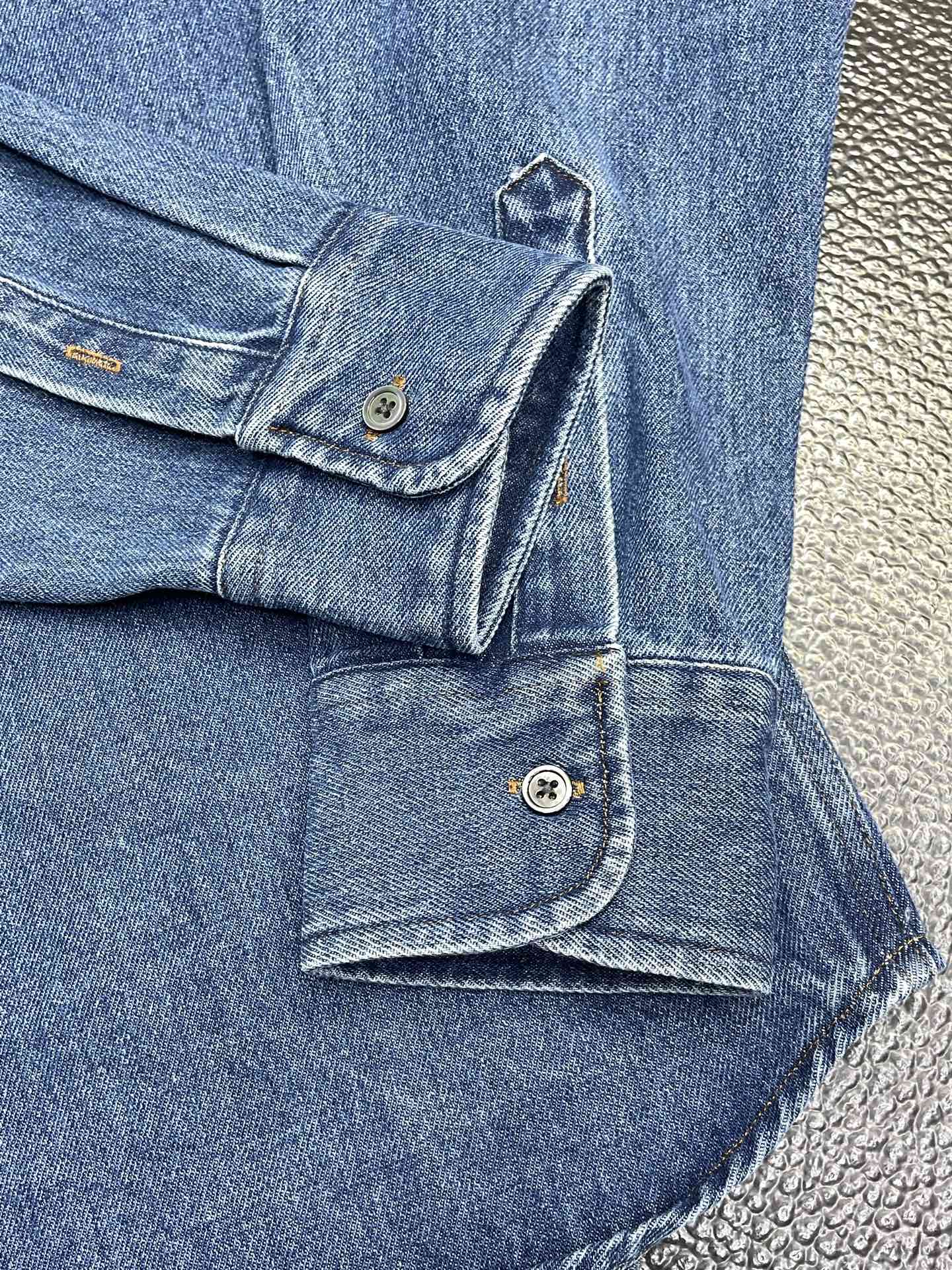 Exclusive AMI AMY Cowboy Coats: Classic Design, Quality Fabrics, Luxurious Look - 图片 8