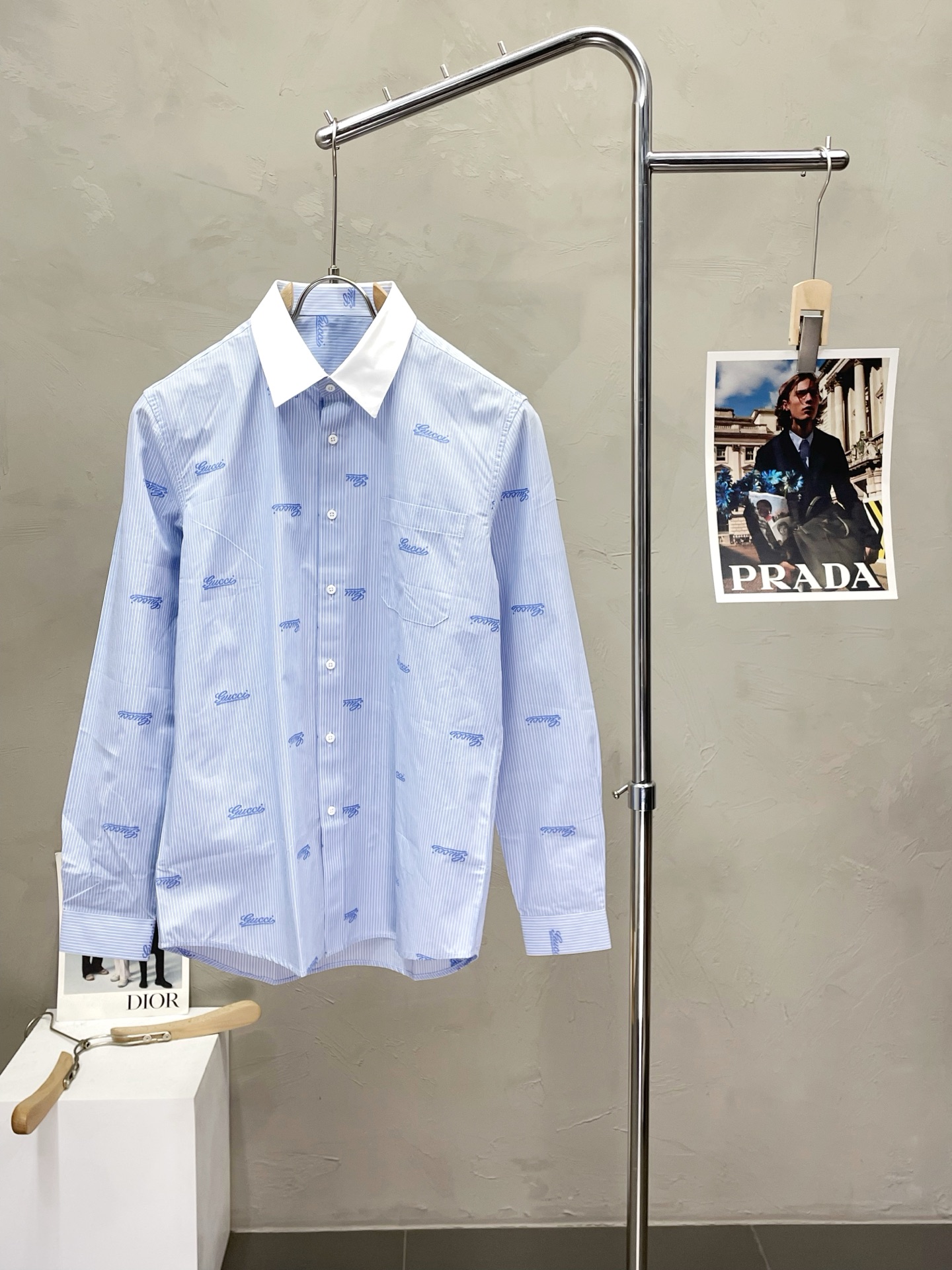 NO:473646,.Gucci exclusively offers new original single men's casual shirts, high-end customization, high-end version, fashionable and versatile imported fabrics, super soft and delicate, skin-friendly and comfortable to wear, high-end boutique, OEM, fine-made top body, very good, men's essential items, three standards, S-2XL,,gucci,gucci,shirts,alexander wang19860909.Gucci古驰独家专供新款原单男士休闲衬衫 高端定制 高端版本 时尚百搭爆款进口面料 手感超柔软细腻 穿着亲肤舒适 高端精品 代工厂精细做上身非常赞 男士必备单品 三标齐全 码数S-2XL,,gucci,gucci,shirts,alexander wang,Men's clothing