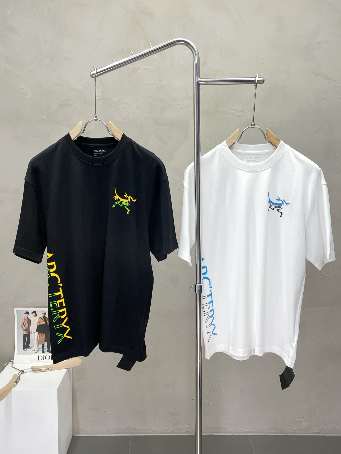 NO:473661,.Arc’teryx Archaeopteryx exclusively offers new original single men’s casual short sleeves, high-end customization, high-end version, fashionable and versatile imported fabric, super soft and delicate, skin-friendly and comfortable to wear, high-end boutique, OEM, fine-made, very good for the upper body, men’s essential items, complete three standards, S-3XL, arc’teryx, T-shirt, alexander wang19860909.Arc’teryx始祖鸟独家专供新款原单男士休闲短袖 高端定制 高端版本 时尚百搭爆款进口面料 手感超柔软细腻 穿着亲肤舒适 高端精品 代工厂精细做上身非常赞 男士必备单品 三标齐全 码数S-3XL,arc'teryx,T-shirt,alexander wang,Men's clothing