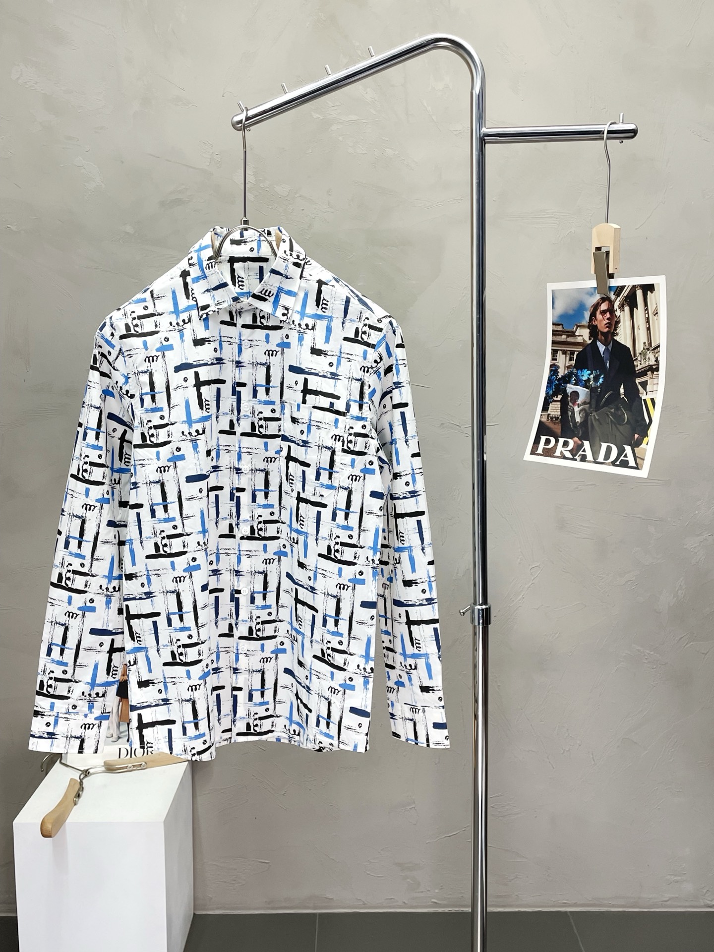 NO:488373,.KITON exclusively offers new original single men's casual shirts, high-end customization, high-end version, fashionable and versatile imported fabrics, super soft and delicate, skin-friendly and comfortable to wear, high-end boutique, OEM, fine-made, very good for the upper body, men's essential items, complete three standards, S-2XL,,shirts,alexander wang19860909.KITON独家专供新款原单男士休闲衬衫 高端定制 高端版本 时尚百搭爆款进口面料 手感超柔软细腻 穿着亲肤舒适 高端精品 代工厂精细做上身非常赞 男士必备单品 三标齐全 码数S-2XL,,shirts,alexander wang,Men's clothing