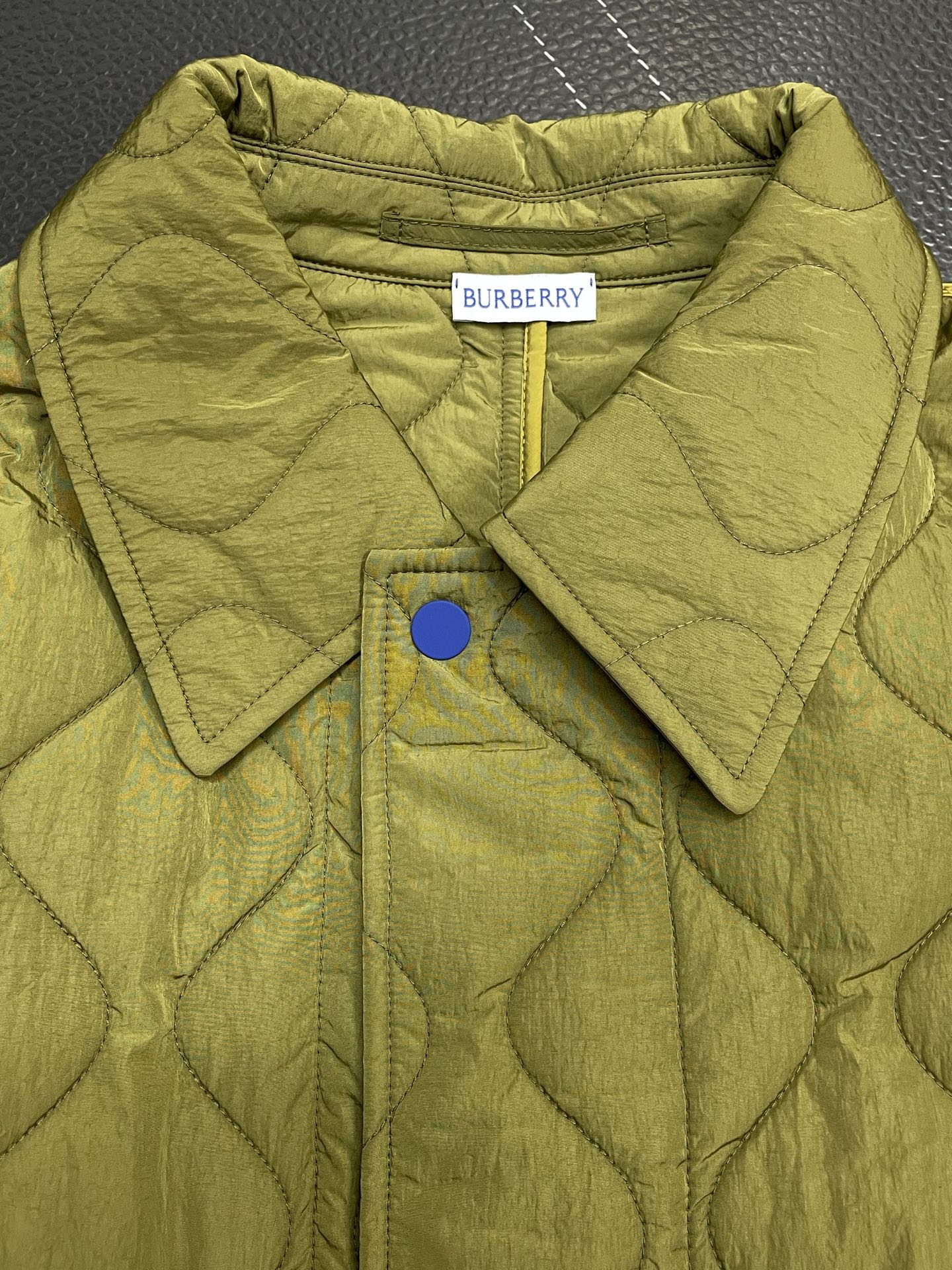 Burberry Quilted Jacket Women's Fashionable Fall/Winter Cotton-Padded Coat 7 i1754736231760 9145 0 5