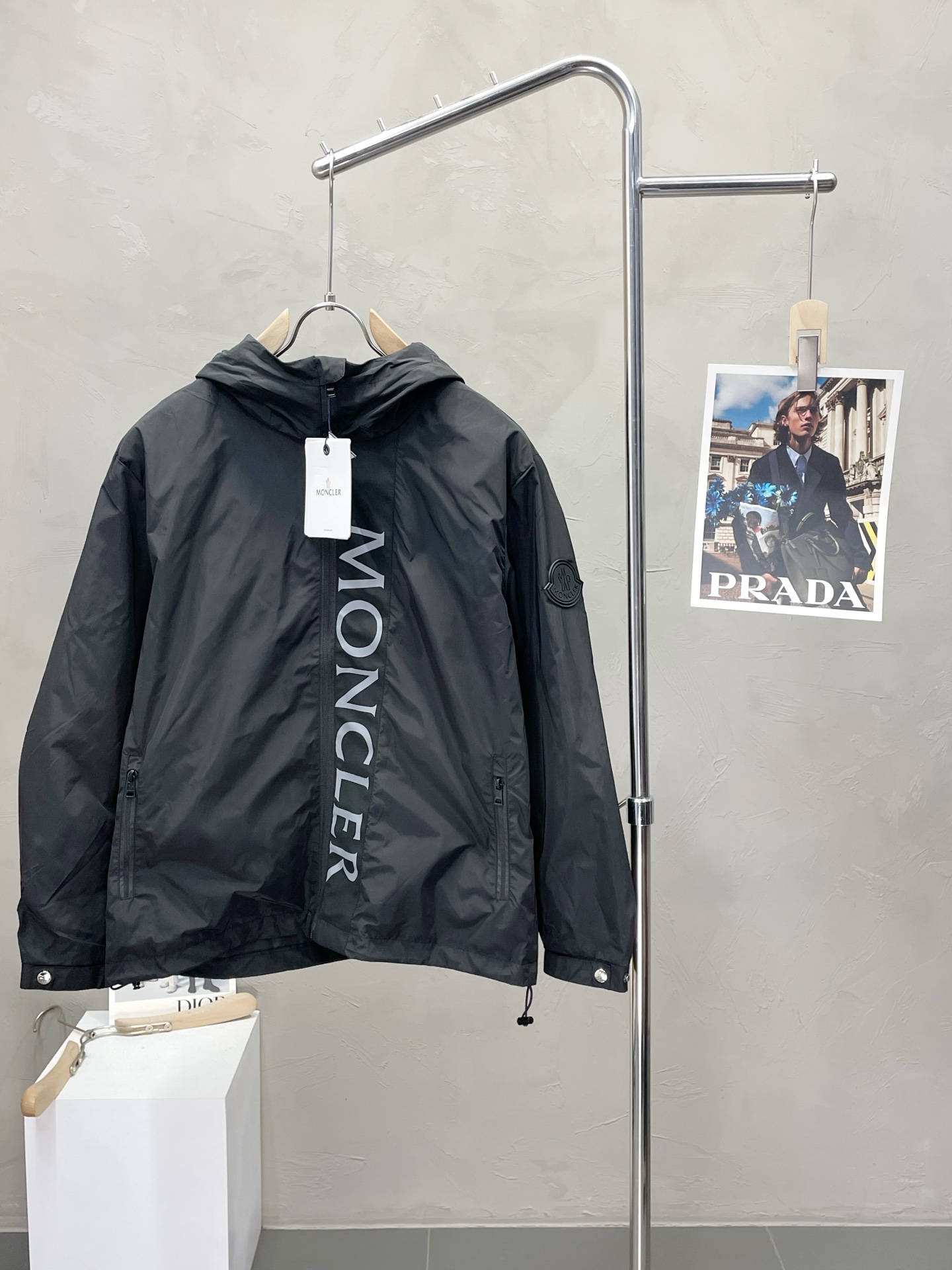 NO:512888,.Moncler mask exclusively offers new original single men's casual jacket, breathable and comfortable, high-end customization, high-end version, fashionable and versatile imported fabric, super soft and delicate, skin-friendly and comfortable to wear, high-end boutique, OEM, fine production, very good for the upper body, men's essential items, complete three standards, M-3XL,, Moncler, jackets & coats, alexander wang19860909.Moncler蒙口独家专供新款原单男士休闲夹克 透气舒适 高端定制 高版本 时尚百搭爆款进口面料 手感超柔软细腻 穿着亲肤舒适 高端精品 代工厂精细做上身非常赞 男士必备单品 三标齐全 码数M-3XL,,Moncler,jackets & coats,alexander wang,Men's clothing