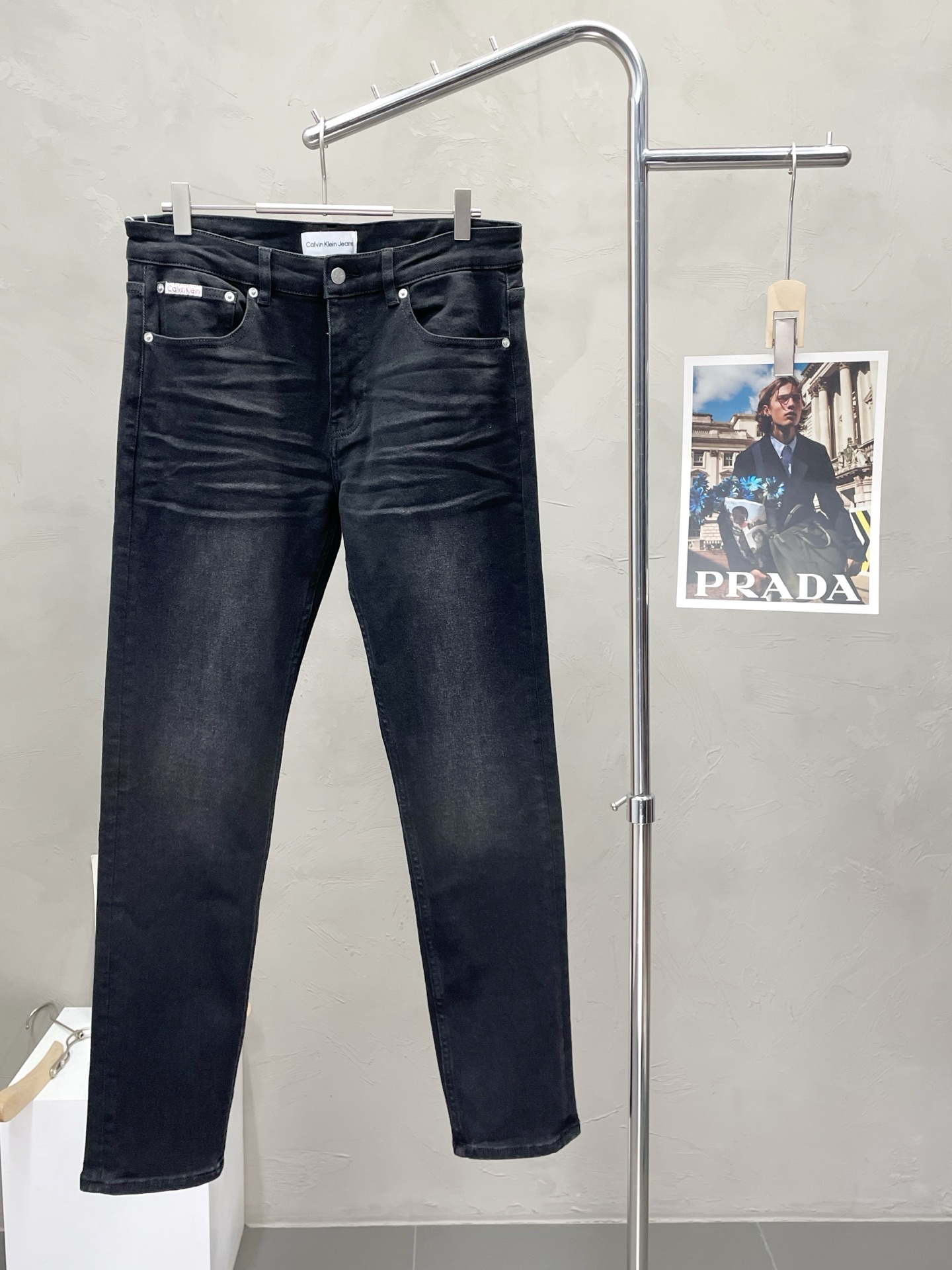 NO:520485,.Calvin Klein Kevin Clay exclusively offers the new high-end version of jeans!  Customized fabrics for counters are breathable and comfortable, with impeccable details, and the brand element design concept reflects high quality. The feel is delicate and soft!  It is casually cut, with a great upper body style!  Count 29-38, louis vuitton, jeans, alexander wang19860909.Calvin Klein凯文克莱独家专供新款牛仔裤高端版本！专柜定制面料 透气舒适度高,细节无可挑剔,品牌元素设计理念,体现高品质.手感细腻柔软！呈现休闲裁剪,上身版型超赞！码数29-38,,louis vuitton,jeans,alexander wang,Men's clothing