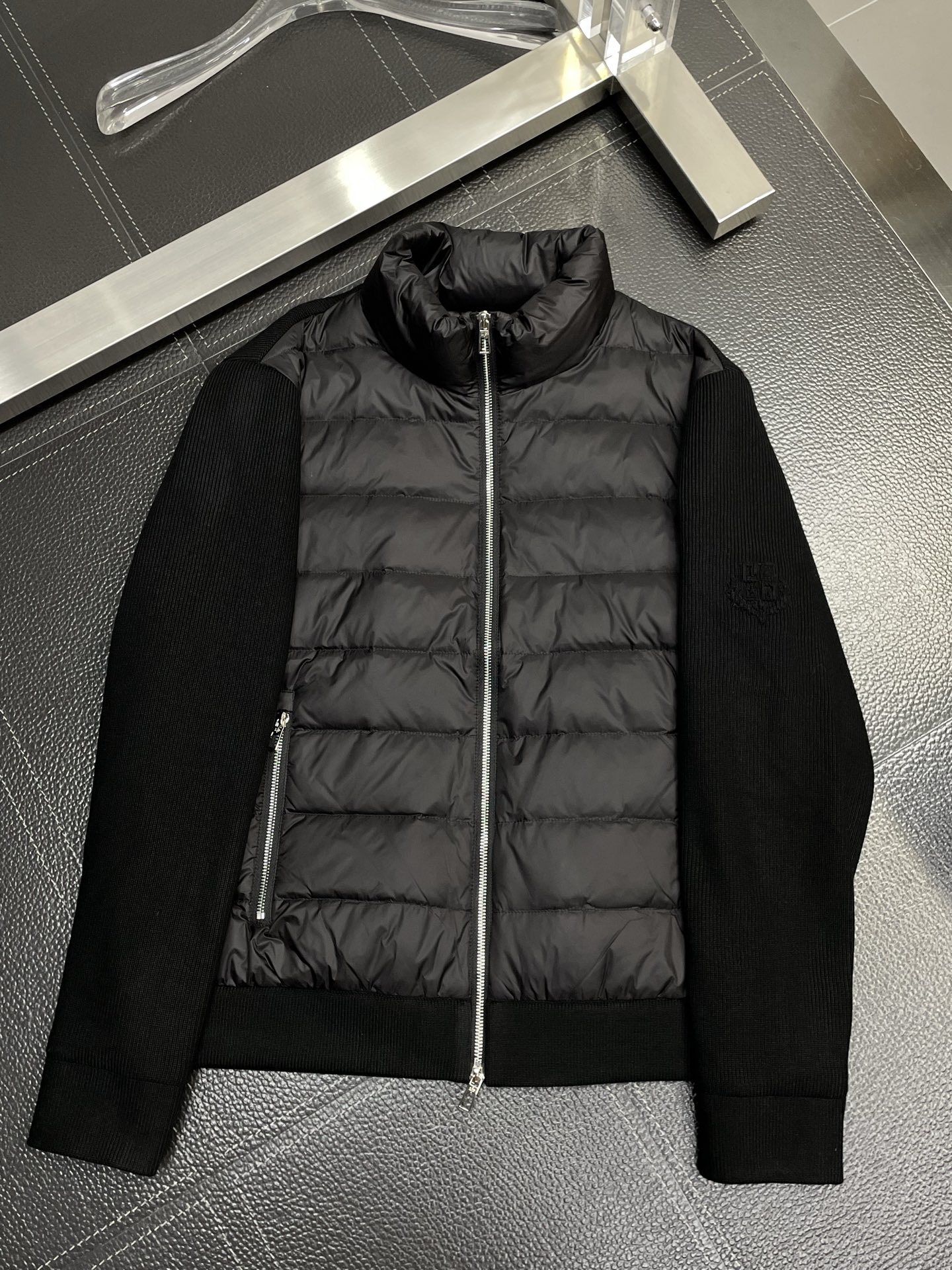 。羽绒服-lP🆕-Loro Piana诺悠翩雅💥独家专供最新时尚秋冬羽绒夹克 针织拼接设计 内里羽绒内胆