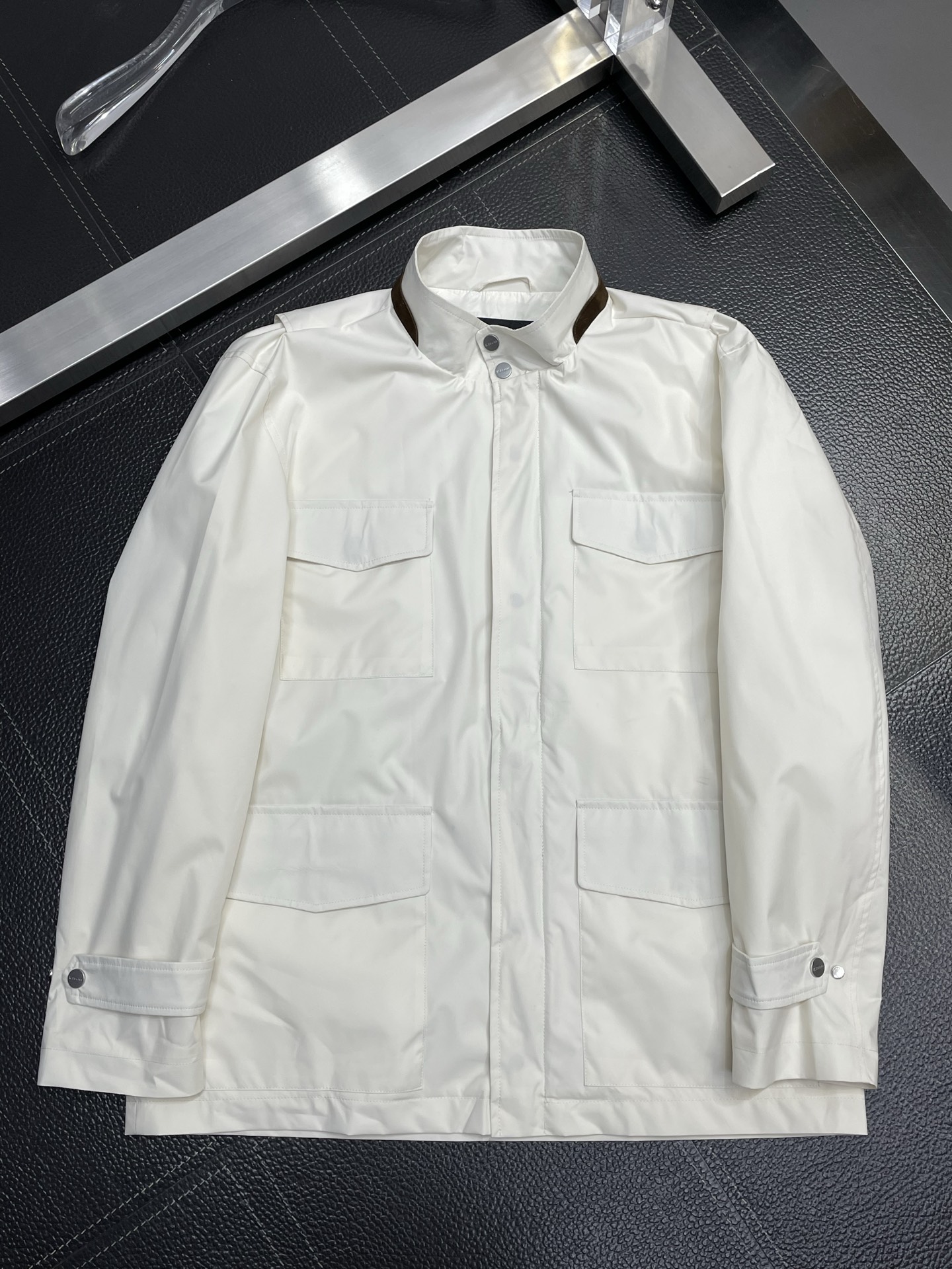 。KITON💥独家专供新款原单男士休闲夹克 高端定制 高版本 时尚百搭爆款⚠️✨原版进口面料 领口衣摆 
