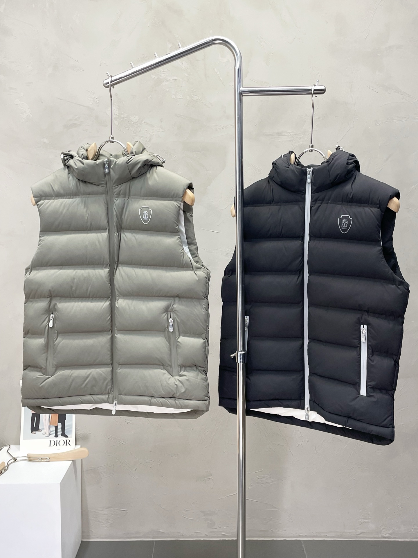 。羽绒服- BC-Brunello Cucineli 布鲁内洛 •库奇内利💥独家专供秋冬新款连帽羽绒马甲