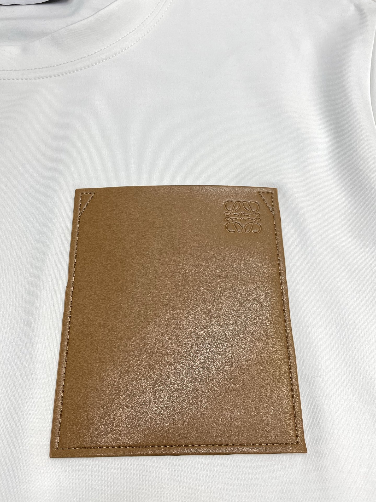 。LOEWE罗意威💥独家专供新款原单男士休闲短袖 高端定制 高端版本 时尚百搭爆款⚠️⚠️✨✨进口面料 