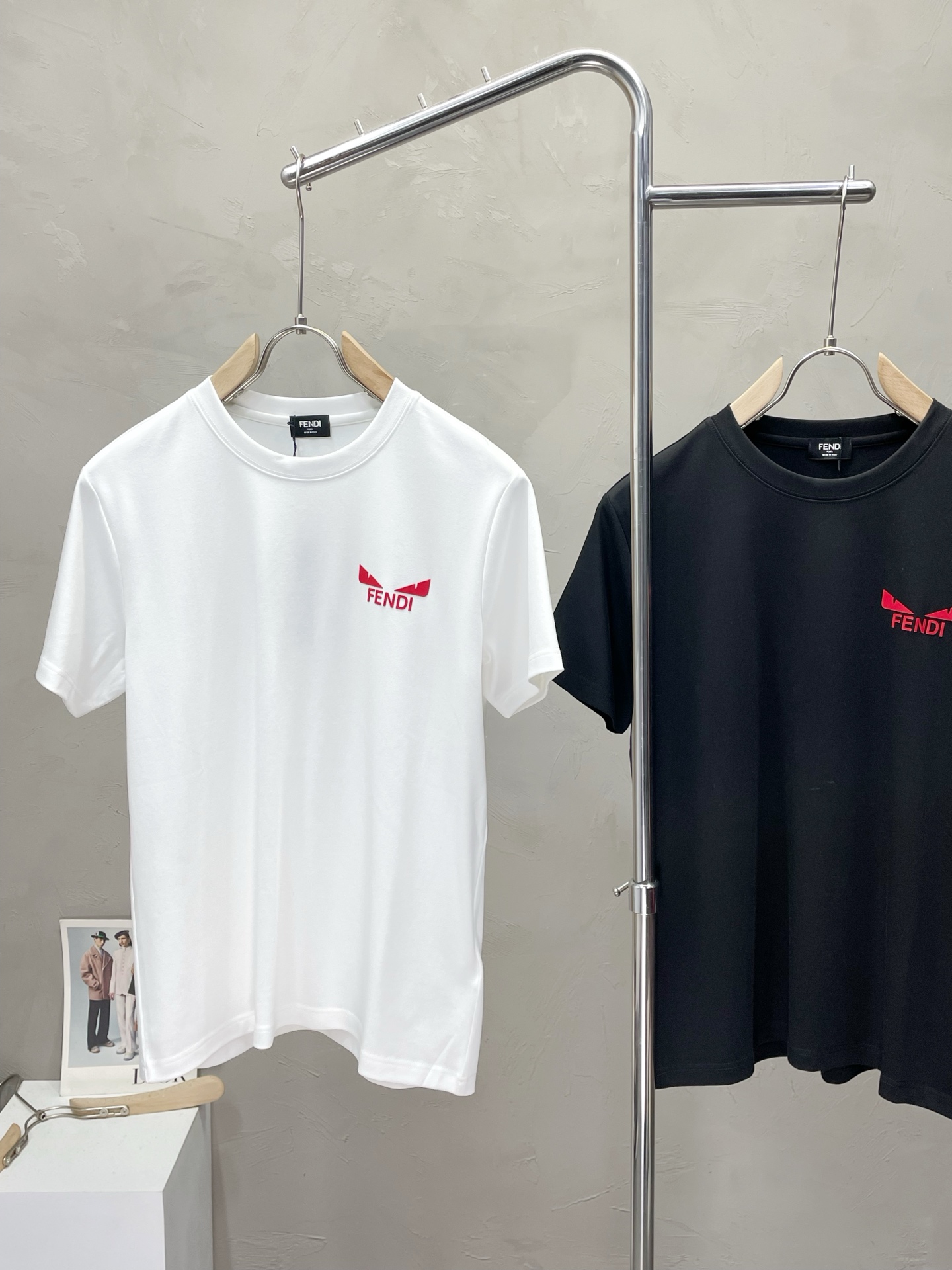 。FENDI芬迪💥独家专供新款原单男士休闲短袖 高端定制 高端版本 时尚百搭爆款⚠️⚠️✨✨进口面料 手