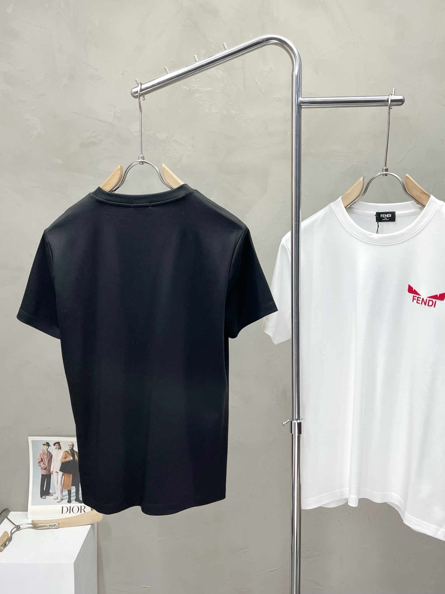 。FENDI芬迪💥独家专供新款原单男士休闲短袖 高端定制 高端版本 时尚百搭爆款⚠️⚠️✨✨进口面料 手