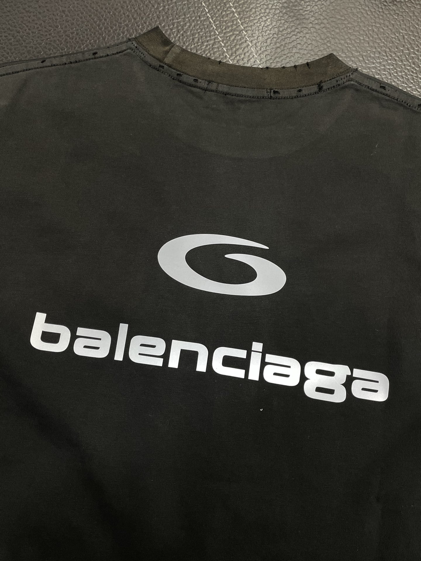 。Balenciaga巴黎世家💥独家专供新款原单男士休闲春夏短袖 高端定制 高端版本 时尚百搭爆款⚠️⚠