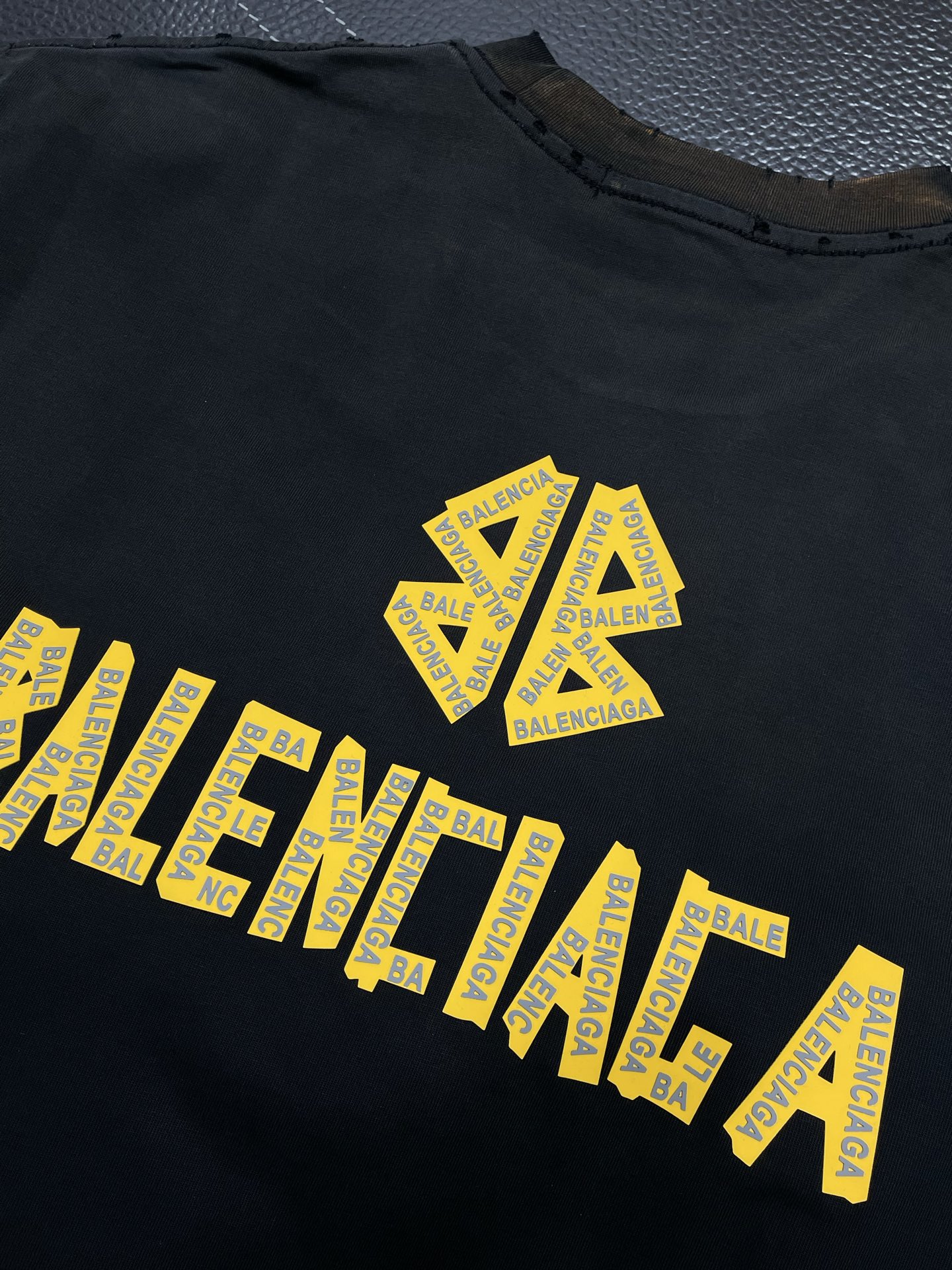 。Balenciaga巴黎世家💥独家专供新款原单男士休闲春夏短袖 高端定制 高端版本 时尚百搭爆款⚠️⚠