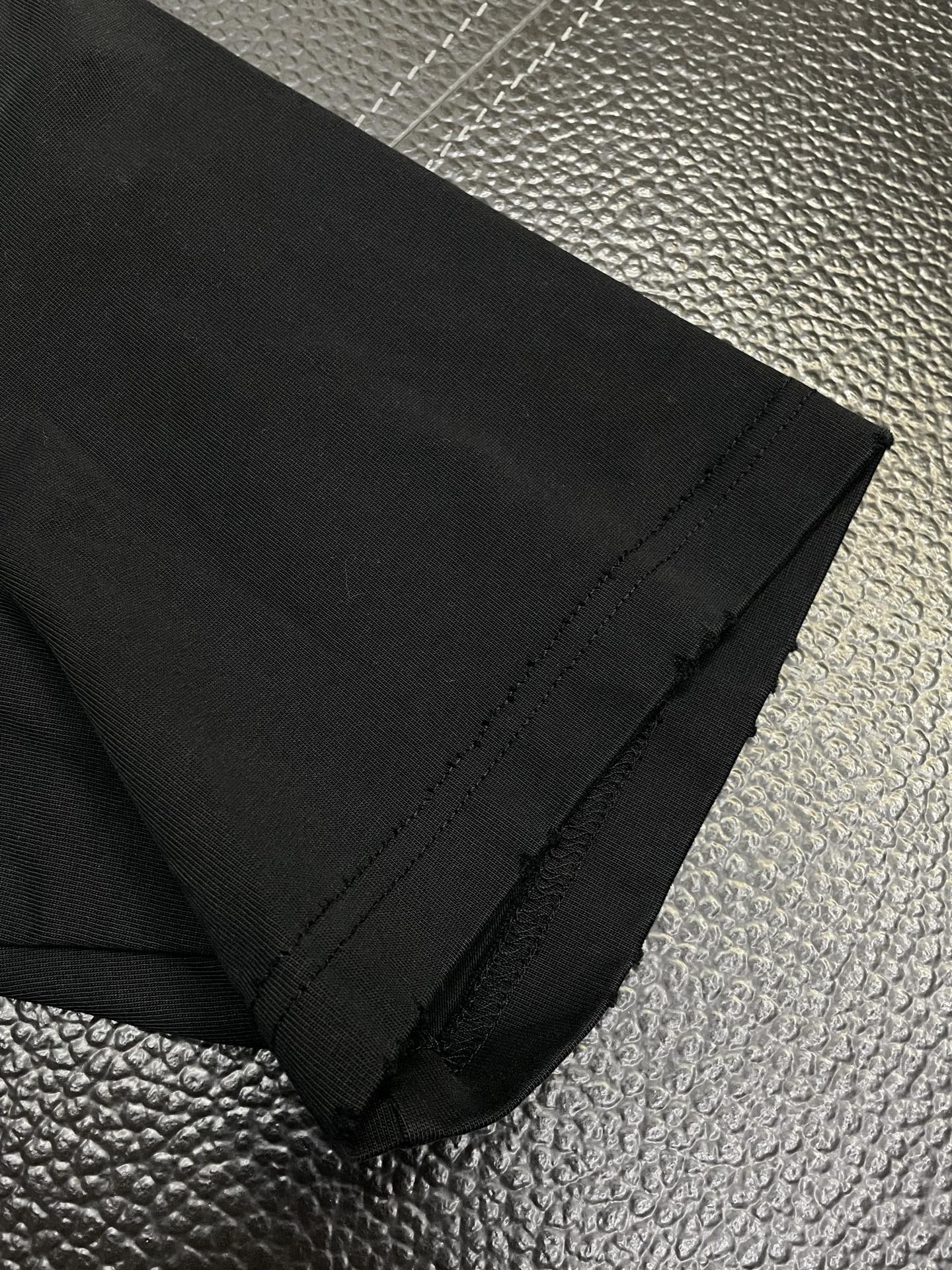 。Louis Vuitton路易威登💥独家专供新款原单男士休闲春夏短袖 高端定制 高端版本 时尚百搭爆款