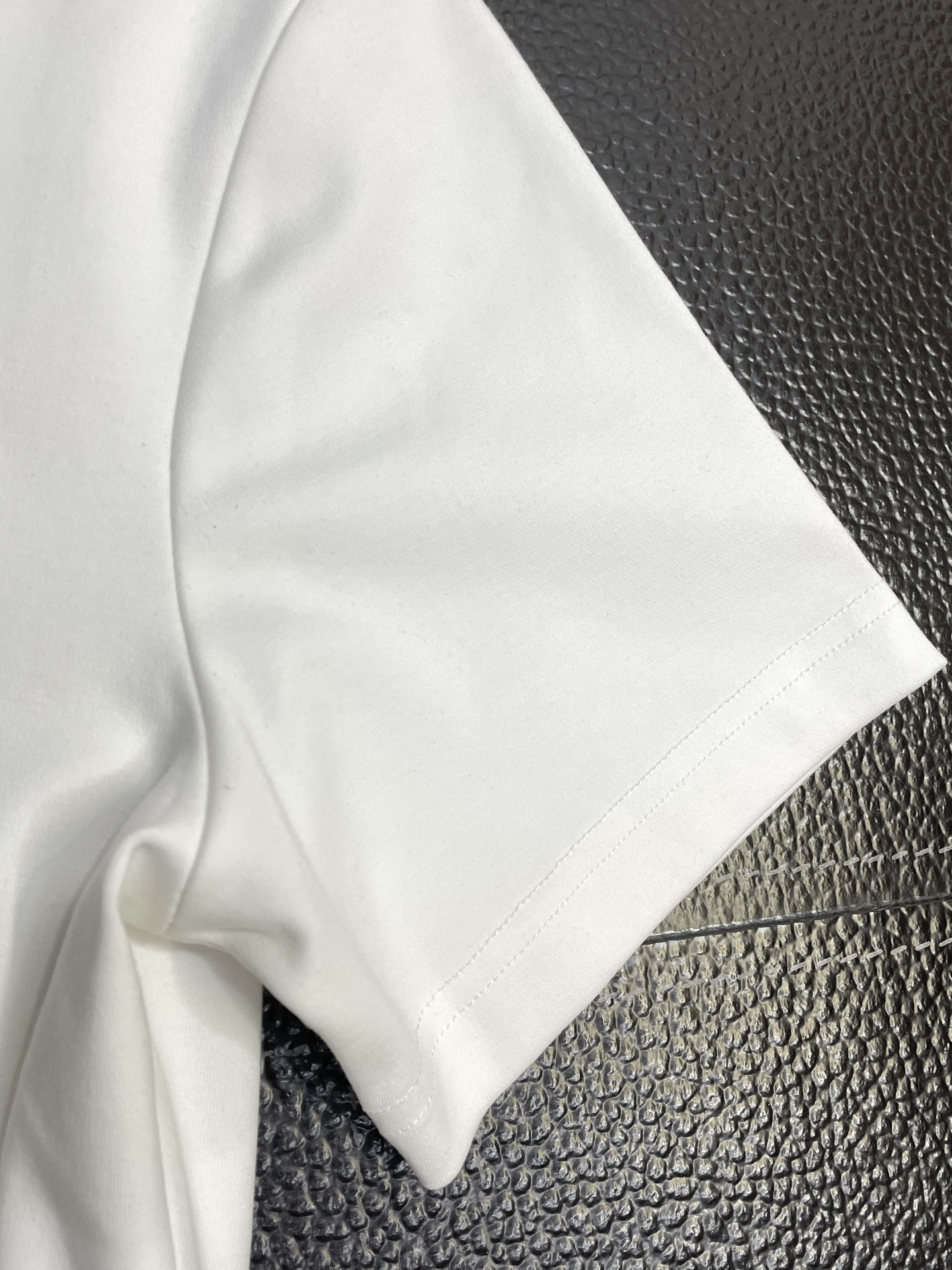 。LOEWE罗意威💥独家专供新款原单男士休闲短袖 高端定制 高端版本 时尚百搭爆款⚠️⚠️✨✨进口面料 