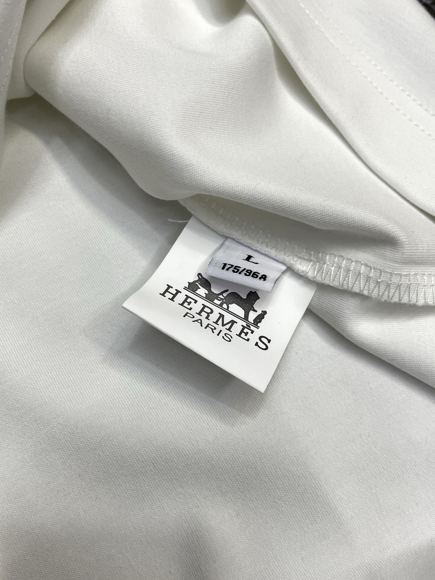 。Hermès爱马仕💥独家专供新款原单男士休闲短袖 高端定制 高端版本 时尚百搭爆款⚠️⚠️✨✨进口面料