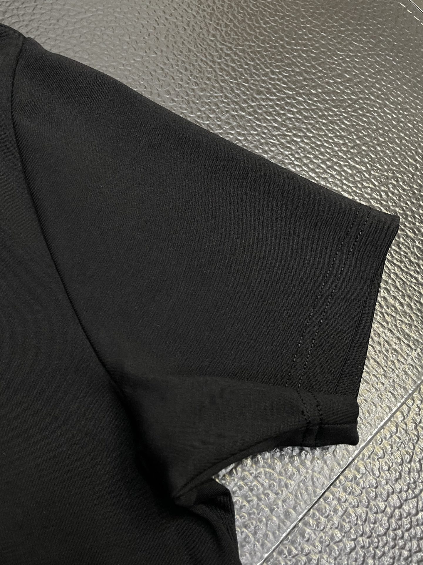 。Dior迪奥💥独家专供新款原单男士休闲短袖 高端定制 高端版本 时尚百搭爆款⚠️⚠️✨✨进口面料 手感