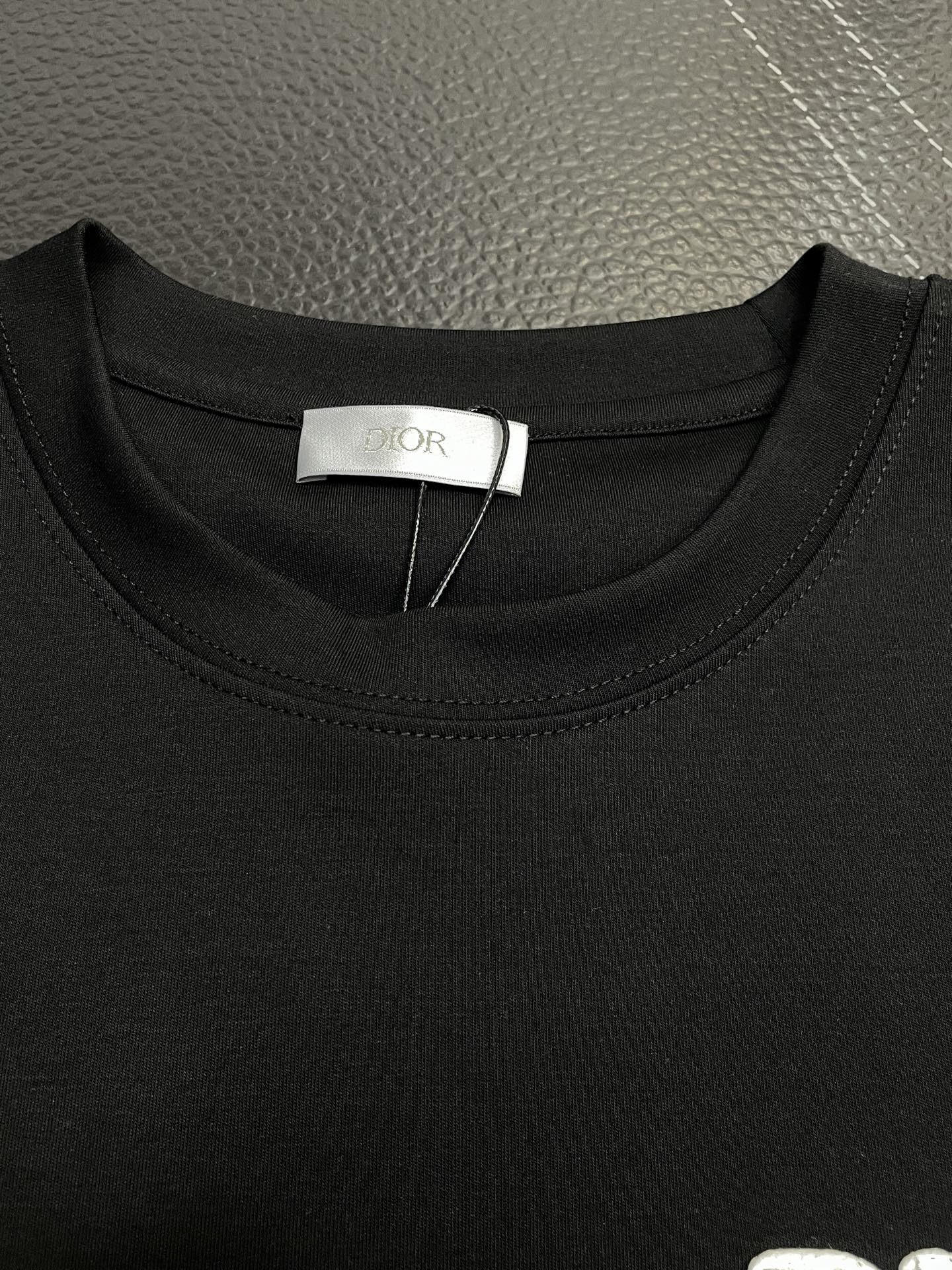 。Dior迪奥💥独家专供新款原单男士休闲短袖 高端定制 高端版本 时尚百搭爆款⚠️⚠️✨✨进口面料 手感