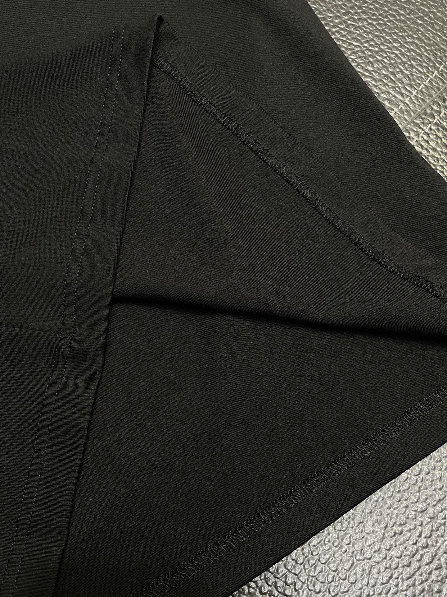 。Dior迪奥💥独家专供新款原单男士休闲短袖 高端定制 高端版本 时尚百搭爆款⚠️⚠️✨✨进口面料 手感