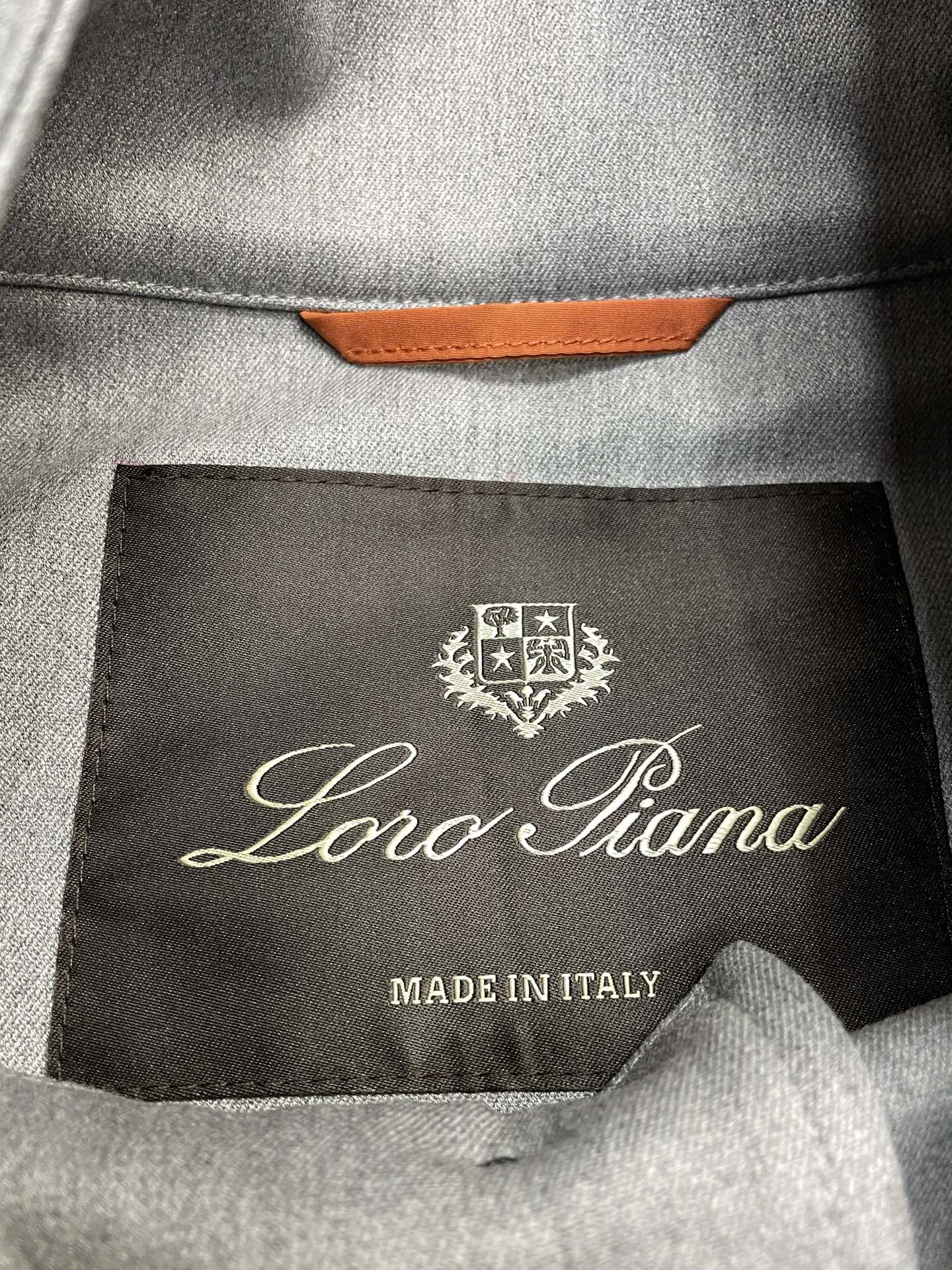 。lP🆕-Loro Piana 诺悠翩雅💥独家专供最新时尚夹克，经典设计感与颜值爆棚的外套，品质更是无法