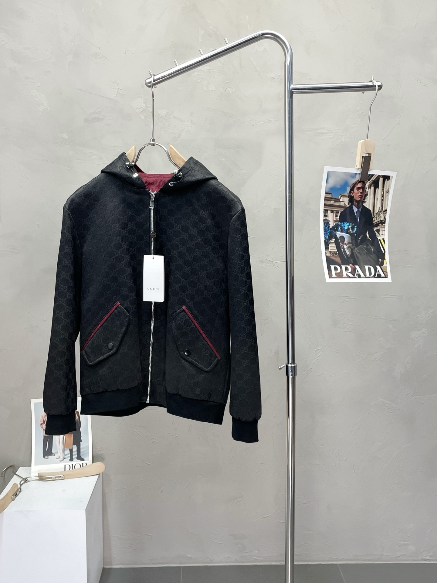 NO:537156,.Gucci exclusively offers the latest fashionable jackets, full-flower jackets, classic design and superb jackets, quality that cannot be picked and quality control can be purchased directly, and high-end products that cannot be missed! Through the detailed pictures, you can feel its powerful aura, and the warm-concentration effect is significant, so you don’t have to worry about the chill at all! It is both fashionable and functional, and the whole style looks more luxurious and elegant! Size M-3XL, gucci,gucci,jackets & coats,jackets & coats,alexander wang19860909.Gucci古驰独家专供最新时尚夹克 满花夹克 经典设计感与颜值爆棚的外套,品质更是无法挑剔品控可以直接入手,不容过错的高端臻品！通过细节图片便可感受到它强悍的气场,聚温保暖效果显著,完全不用担心会有一点寒意！时尚与功能性兼备,整款显得更加的奢华大气！ 尺码M-3XL,,gucci,gucci,jackets & coats,jackets & coats,alexander wang,Men's clothing