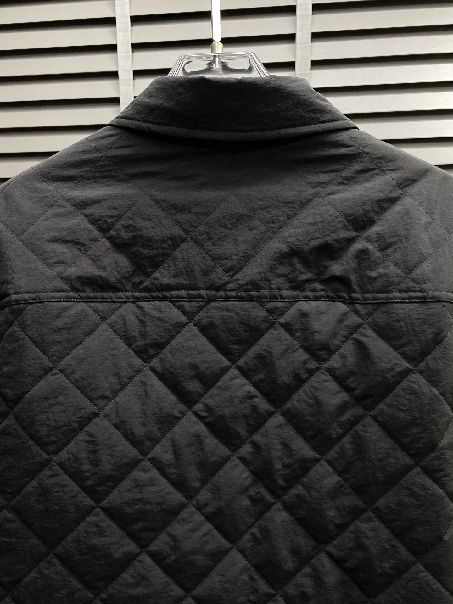 。Bottega Veneta葆蝶家BV💥独家专供最新时尚秋冬棉服夹克 口袋标识棉服 经典设计感与颜值爆