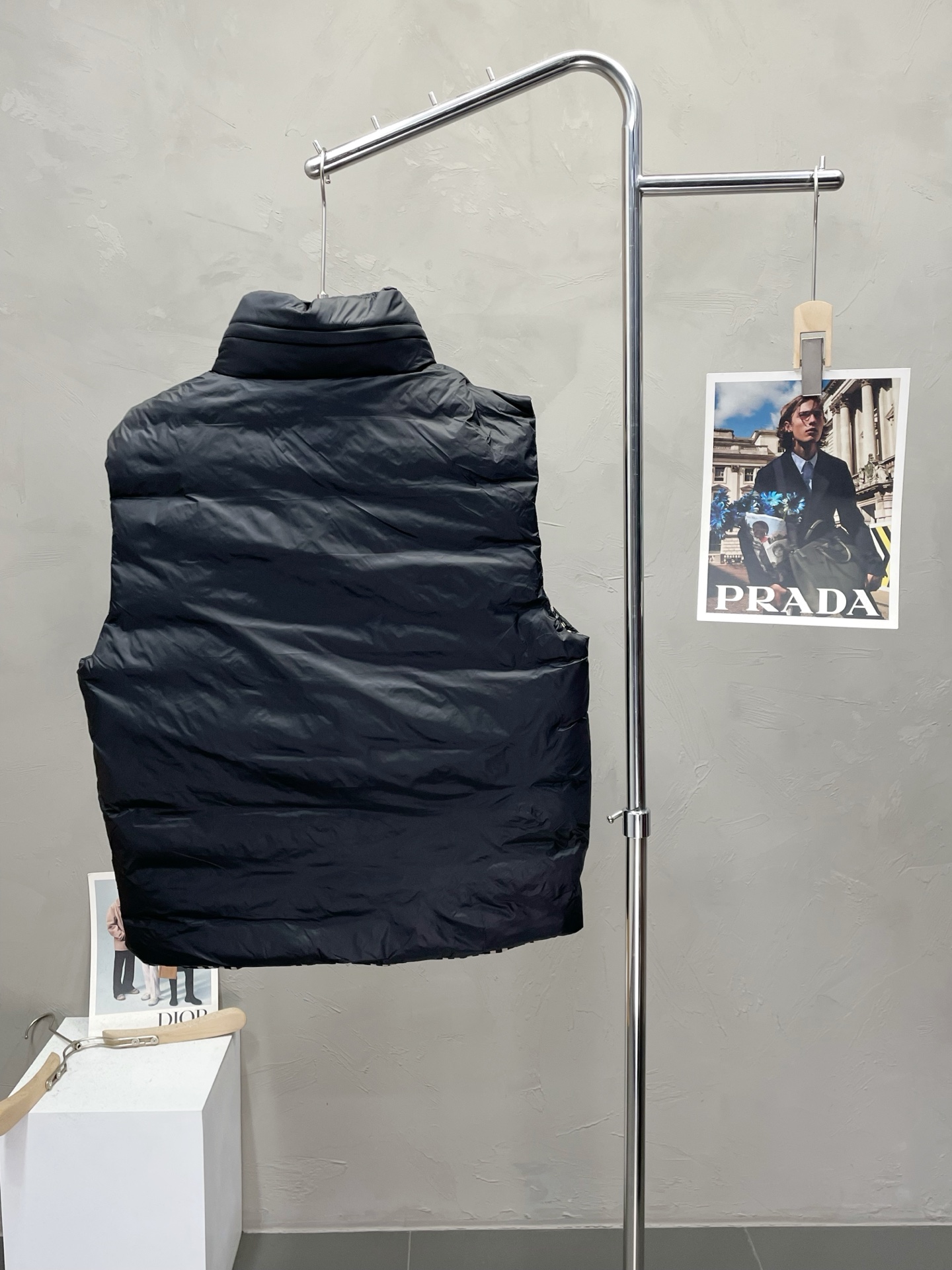 。羽绒服-FENDI芬迪💥独家专供秋冬新款高领羽绒马甲，印花双面穿羽绒马甲 贸易公司渠道稀出，降温天气必