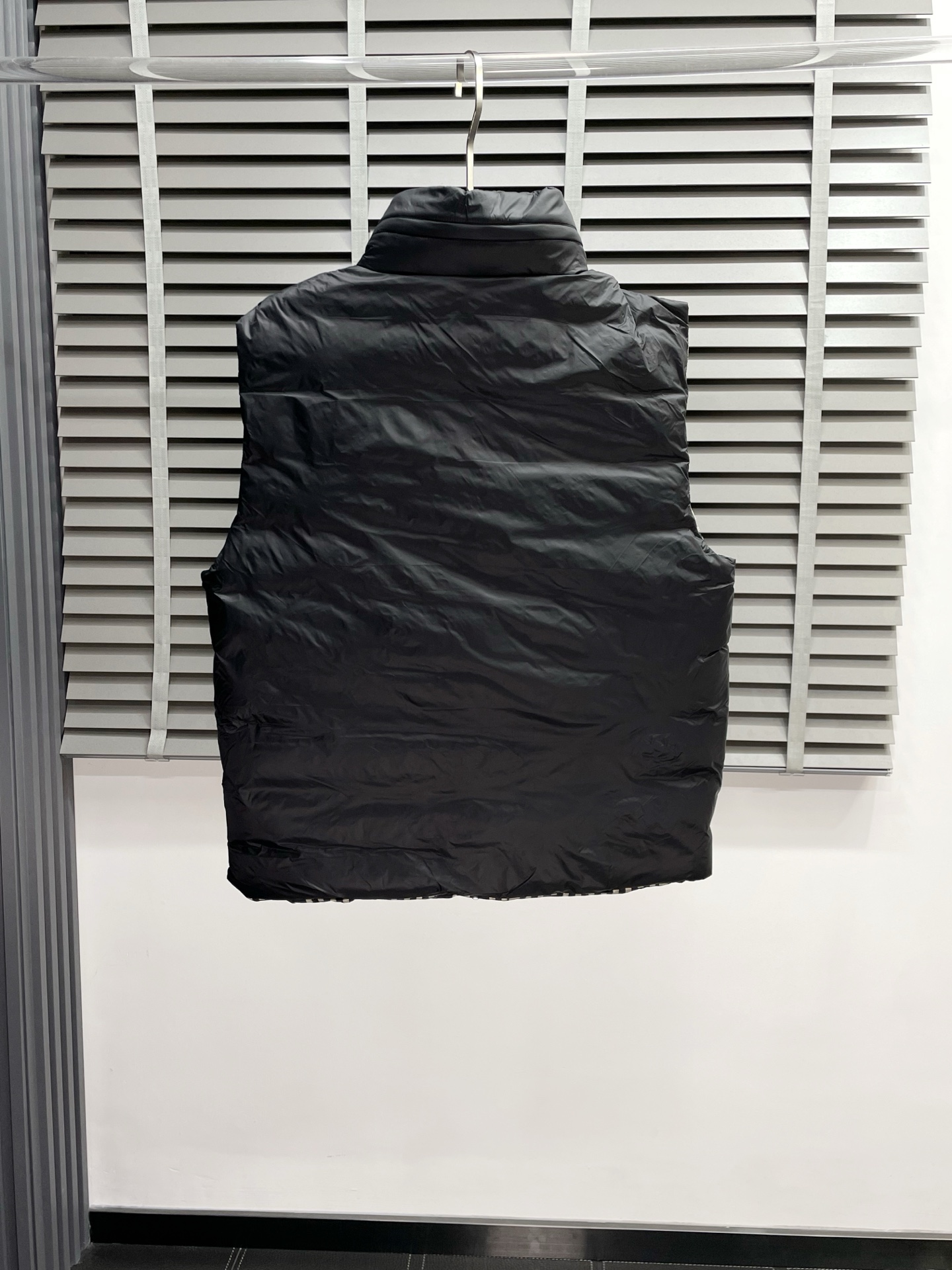 。羽绒服-FENDI芬迪💥独家专供秋冬新款高领羽绒马甲，印花双面穿羽绒马甲 贸易公司渠道稀出，降温天气必