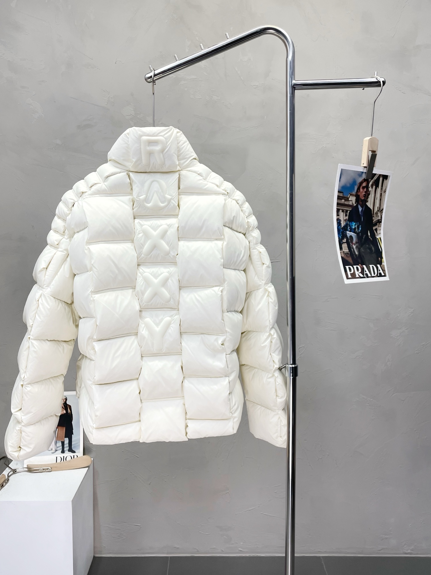 。羽绒服-Moncler蒙口💥独家专供新款高领羽绒服。贸易公司渠道稀出，降温天气必备的保暖单品，不论是日