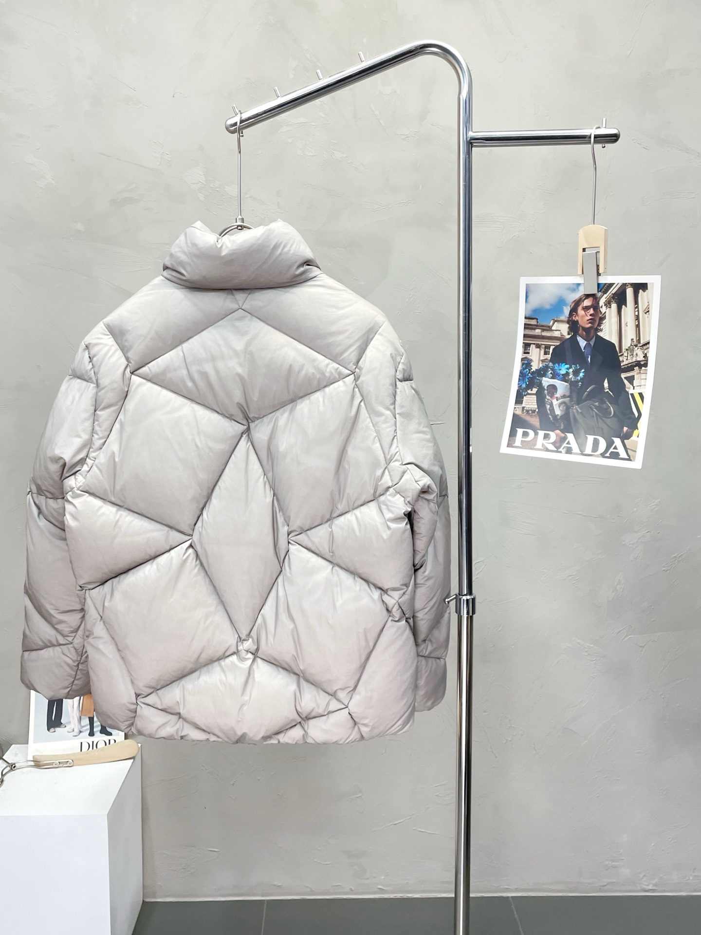 。羽绒服-Moncler蒙口💥独家专供新款高领羽绒服。贸易公司渠道稀出，降温天气必备的保暖单品，不论是日