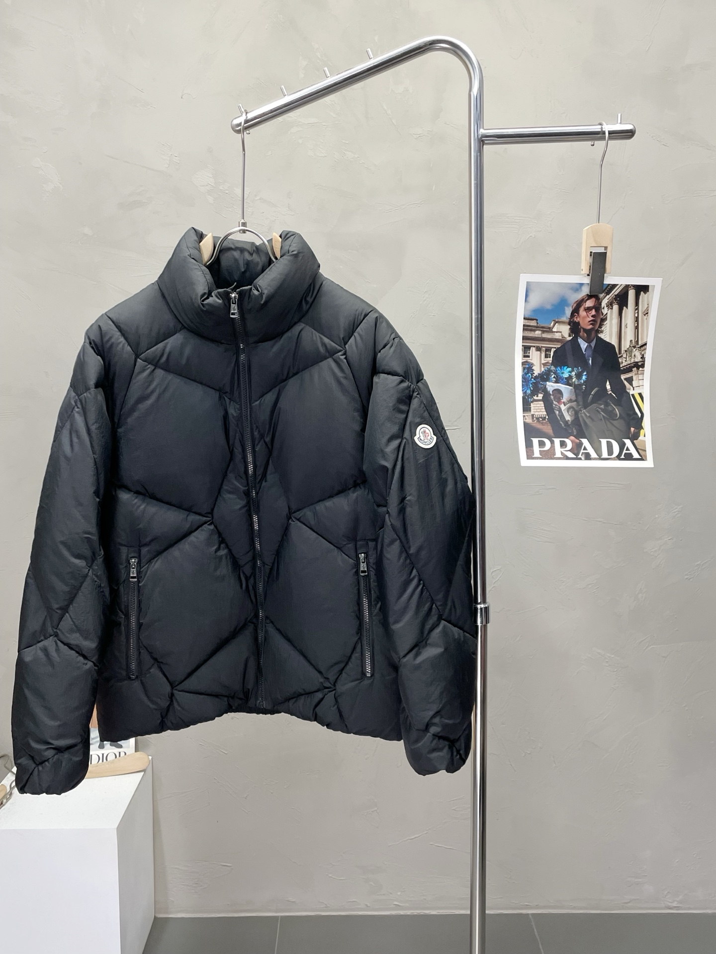 。羽绒服-Moncler蒙口💥独家专供新款高领羽绒服。贸易公司渠道稀出，降温天气必备的保暖单品，不论是日