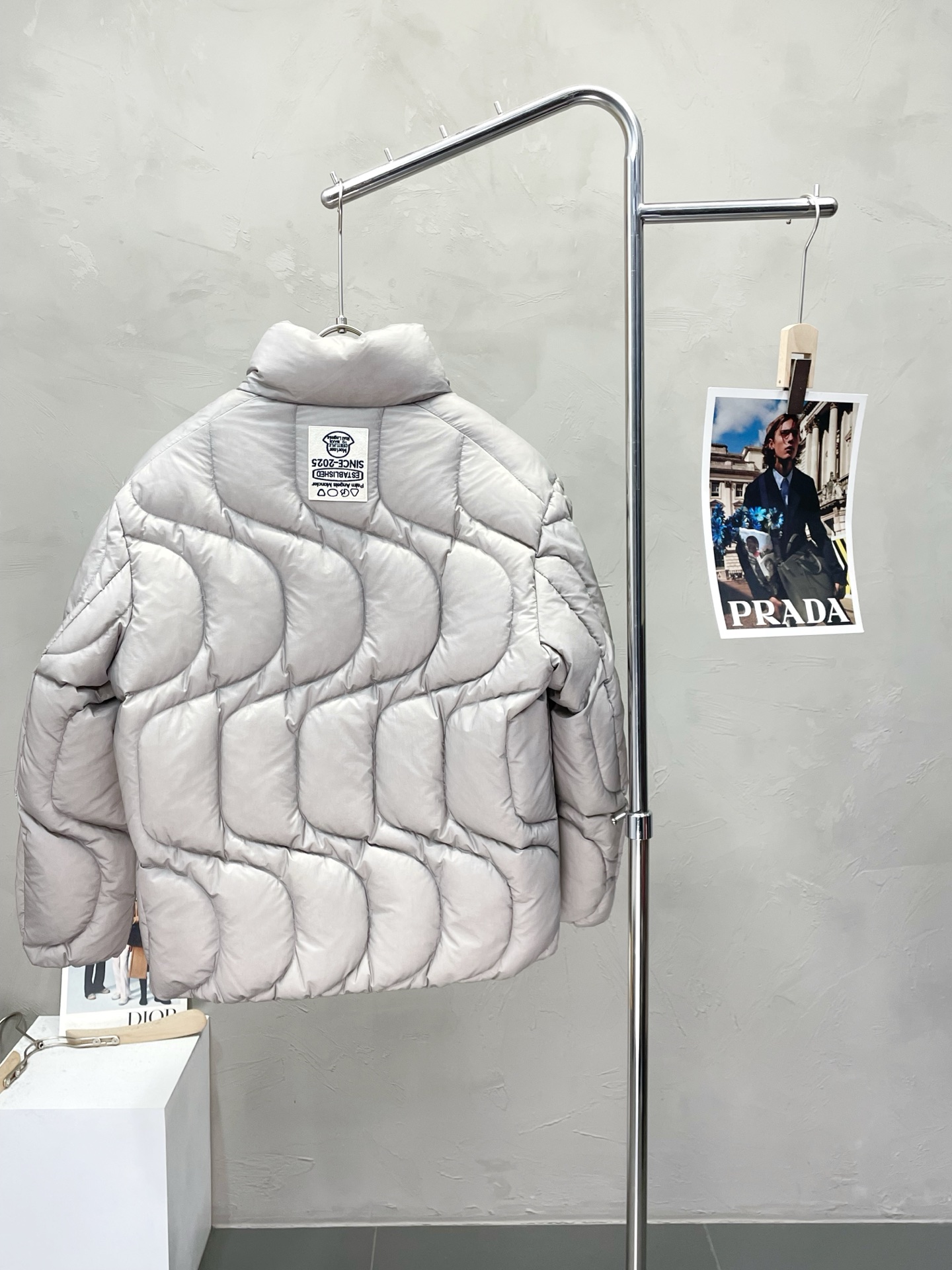 。羽绒服-Moncler蒙口💥独家专供新款高领羽绒服。贸易公司渠道稀出，降温天气必备的保暖单品，不论是日