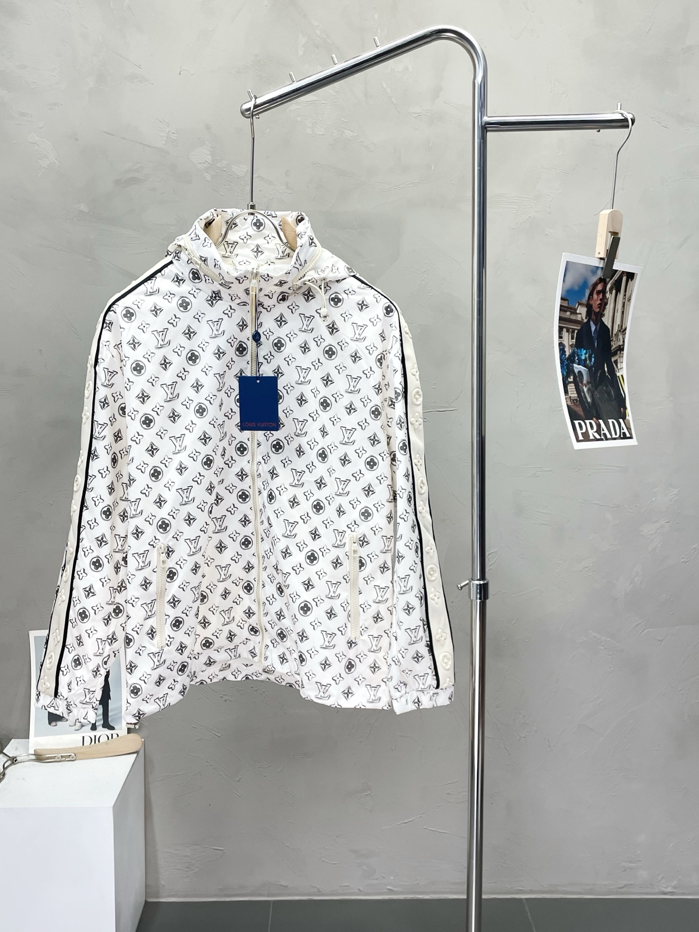 NO:539773,.Louis Vuitton exclusively offers new original single men's casual jackets, breathable and comfortable, high-end customization, high-end version, fashionable and versatile imported fabrics, super soft and delicate, skin-friendly and comfortable to wear, high-end boutique, OEM, fine-made top-body, very good, men's essential items, three standards, complete code M-3XL,,louis vuitton,louis vuitton,jackets & coats,alexander wang19860909.Louis Vuitton路易威登独家专供新款原单男士休闲夹克 透气舒适 高端定制 高版本 时尚百搭爆款进口面料 手感超柔软细腻 穿着亲肤舒适 高端精品 代工厂精细做上身非常赞 男士必备单品 三标齐全 码数M-3XL,,louis vuitton,louis vuitton,jackets & coats,alexander wang,Men's clothing