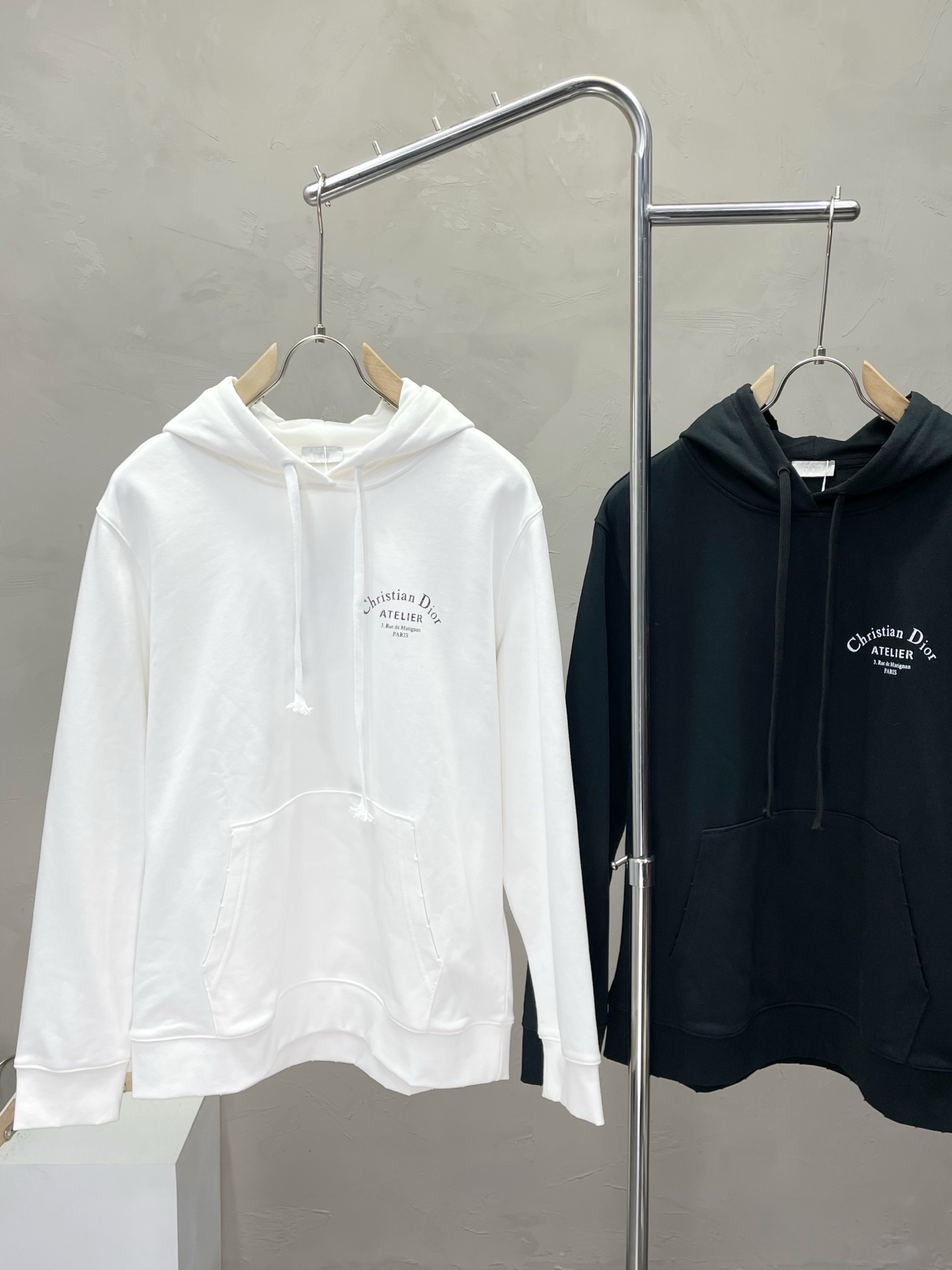 。Dior迪奥💥独家专供秋冬新款原单男士休闲连帽卫衣 高端定制 高版本 时尚百搭爆款⚠️✨原版进口面料 