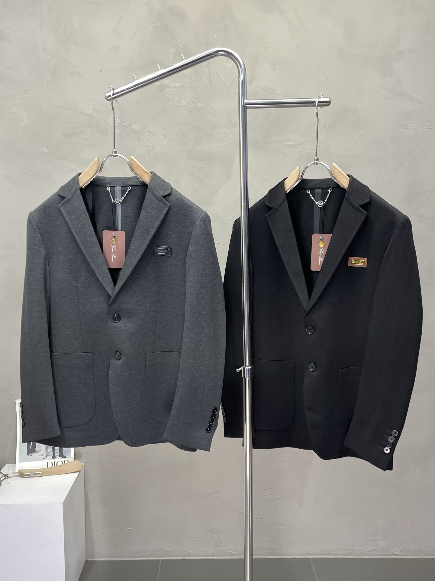 。lP🆕-Loro Piana诺悠翩雅💥新款西服。外贸公司订单 简约休闲西装外套，独家专供进口原版聚酯纤