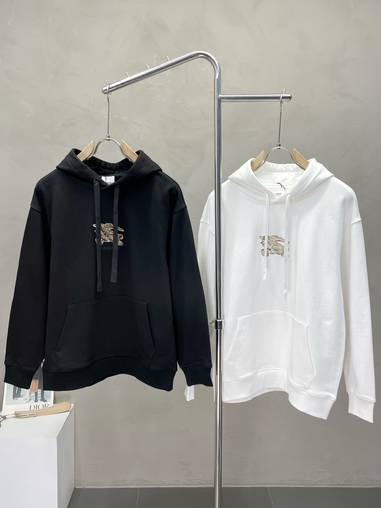 。Burberry巴宝莉💥独家专供新款原单男士休闲连帽卫衣 高端定制 高端版本 时尚百搭爆款⚠️⚠️✨✨