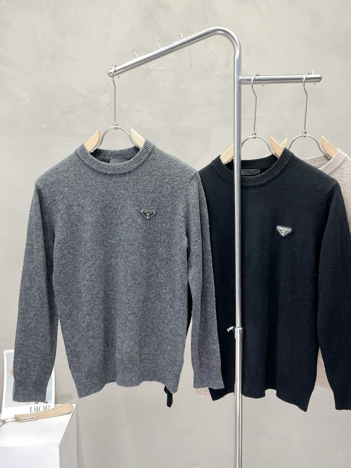 。Prada普拉达💥独家专供秋冬新款原单男士休闲毛衣 高端定制 高版本 时尚百搭爆款⚠️✨原版进口面料 