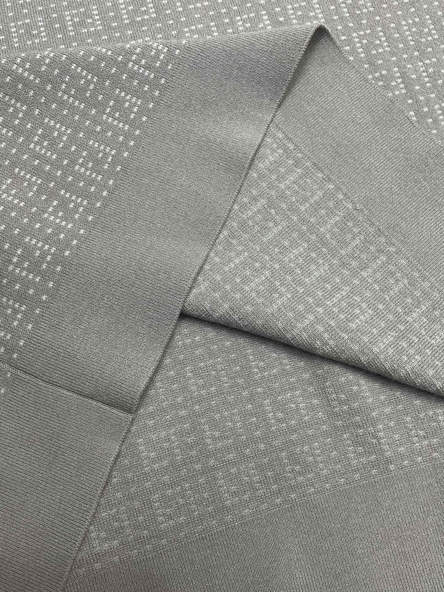 。FENDI芬迪💥独家专供新款原单男士休闲针织短袖 高端定制 高版本 时尚百搭爆款⚠️⚠️✨✨进口面料 