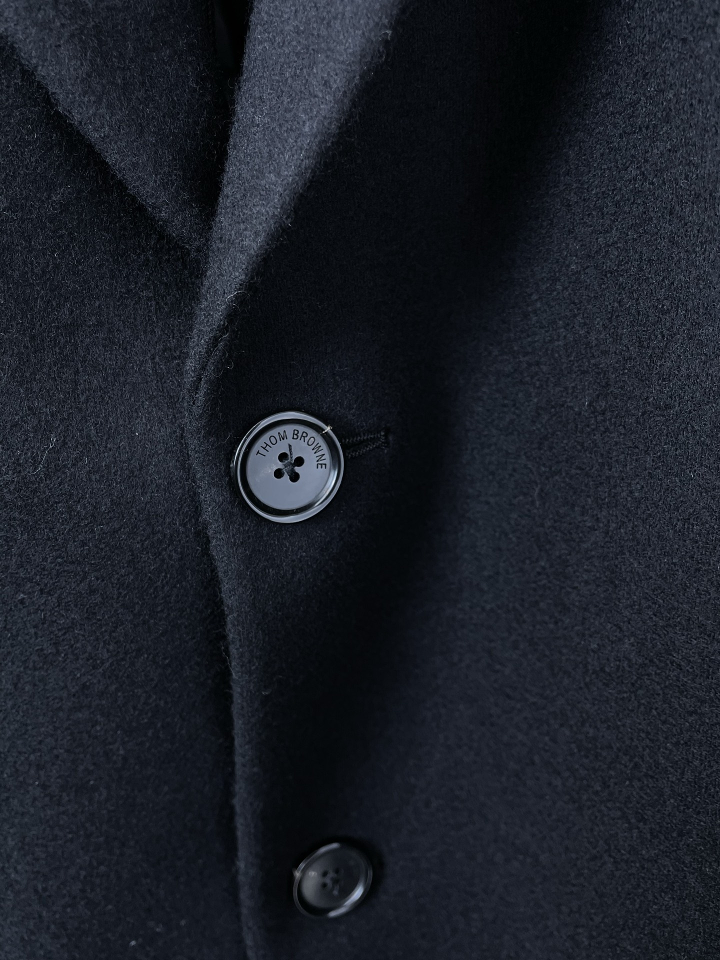 。中长款大衣-Thom Brown汤姆布朗💥砸锅卖铁都要上的新款！新款原单男士羊羔绒🧥大衣✨渠道特供 高