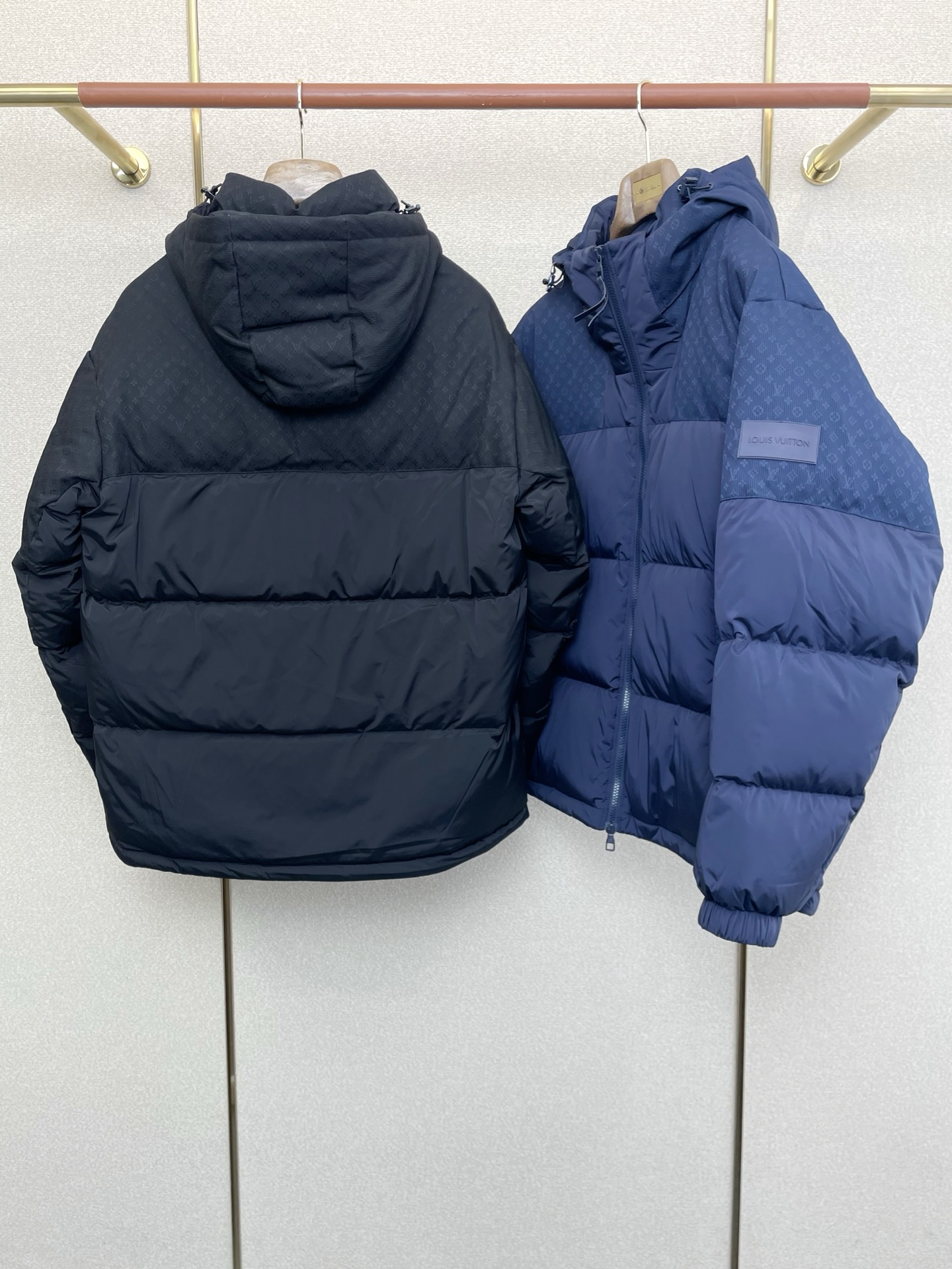 。羽绒服-Louis Vuitton路易威登💥砸锅卖铁都要上的新款！新款羽绒服 贸易公司渠道稀出，降温天