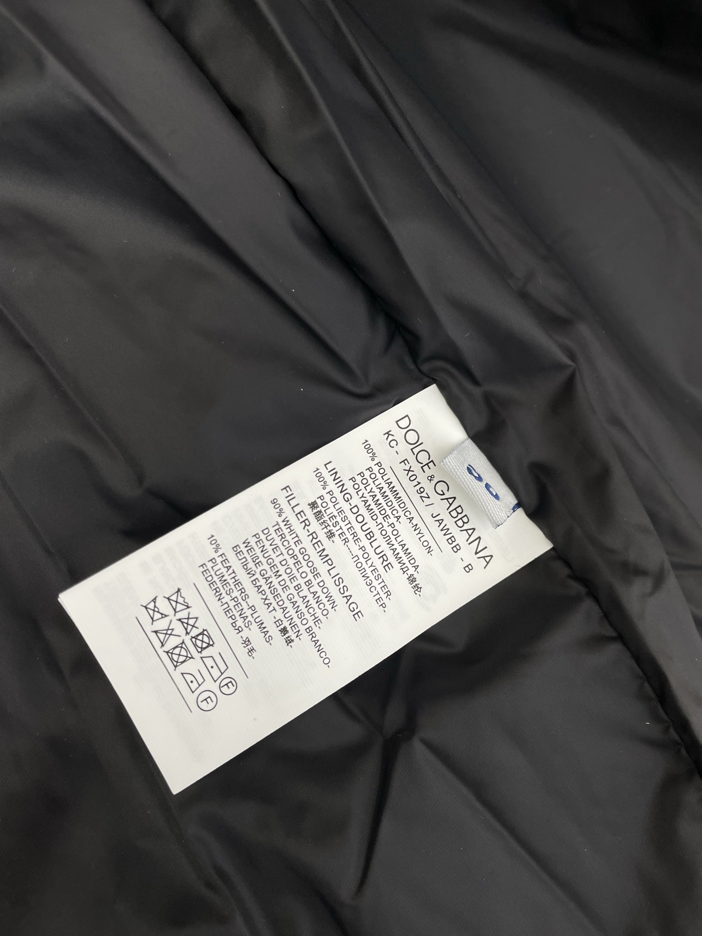 。羽绒服- Dolce&Gabbana杜嘉班纳💥砸锅卖铁都要上的新款！新款羽绒服 贸易公司渠道稀出，降温