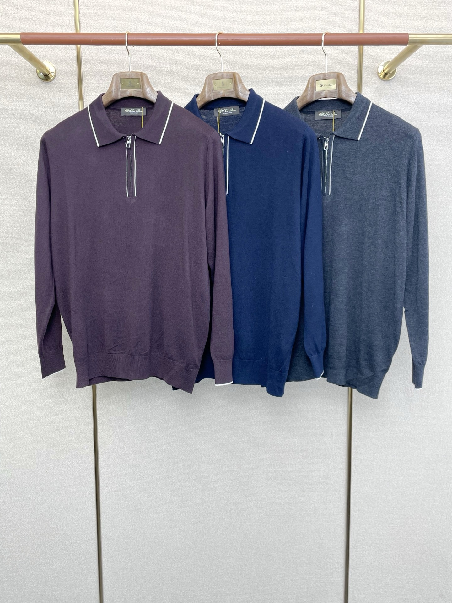 NO:609767,.LP-Loro Piana is a new style that everyone will buy!  New original men's casual sweater, high-end customization, high version, fashionable and versatile, popular imported fabrics, super soft and delicate to the touch, skin-friendly and comfortable to wear, high-end boutique, fine upper body made by the factory, very good, men's essential item, complete with three standards, size M-3XL,,loro piana,loro piana,sweaters,alexander wang19860909.LP-Loro Piana诺悠翩雅砸锅卖铁都要上的新款！新款原单男士休闲毛衣 高端定制 高版本 时尚百搭爆款进口面料 手感超柔软细腻 穿着亲肤舒适 高端精品 代工厂精细做上身非常赞 男士必备单品 三标齐全 码数M-3XL,,loro piana,loro piana,sweaters,alexander wang,Men's clothing