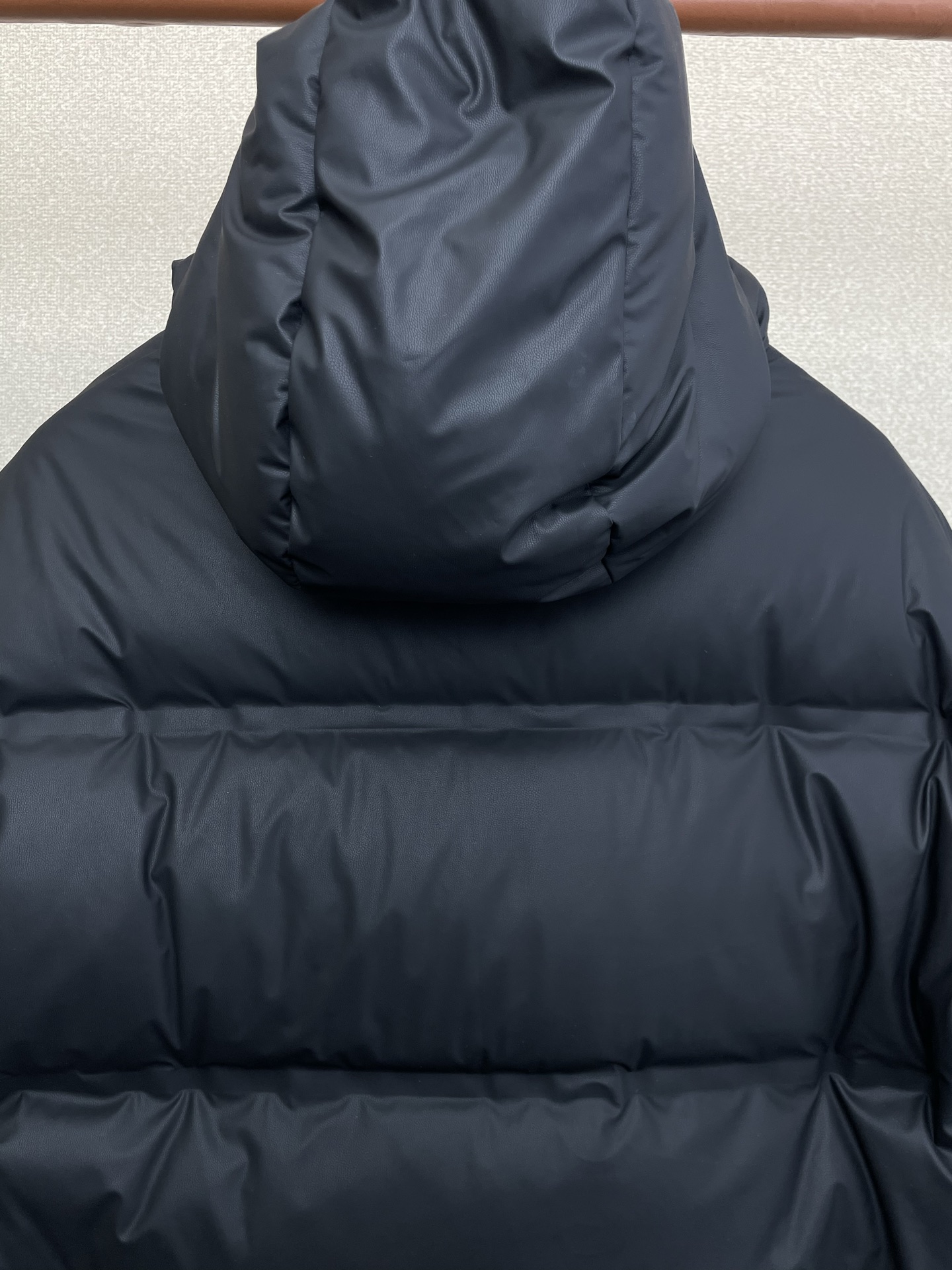 。羽绒服-Burberry巴宝莉💥砸锅卖铁都要上的新款！秋冬新款连帽羽绒服。贸易公司渠道稀出，降温天气必