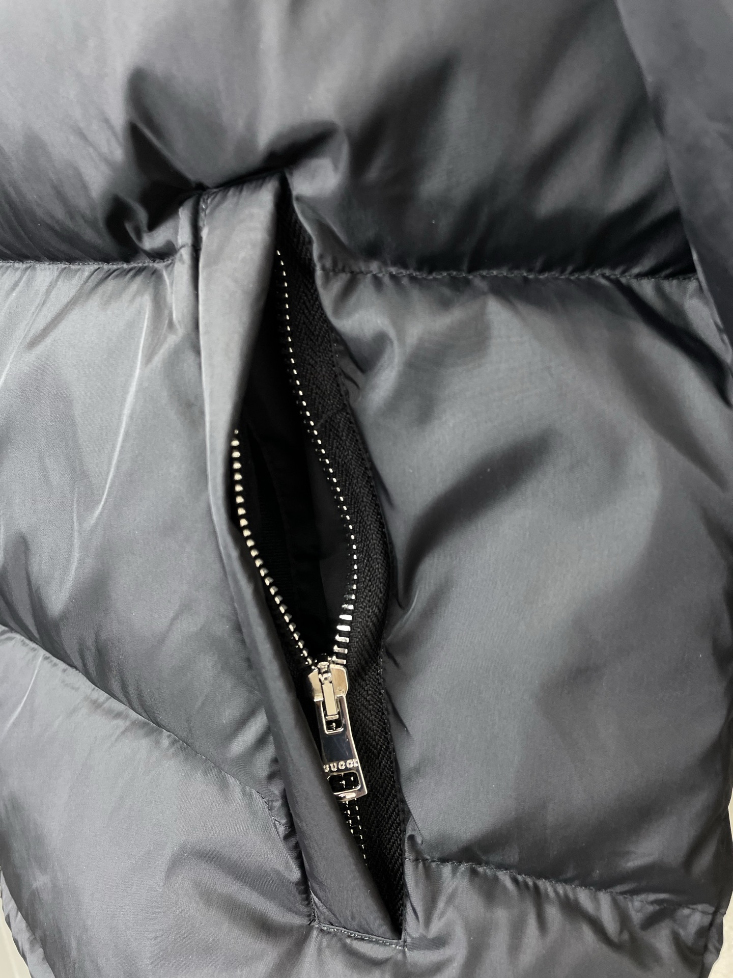 。羽绒服- Gucci古驰💥砸锅卖铁都要上的新款！秋冬新款羽绒服 贸易公司渠道稀出，降温天气必备的保暖单