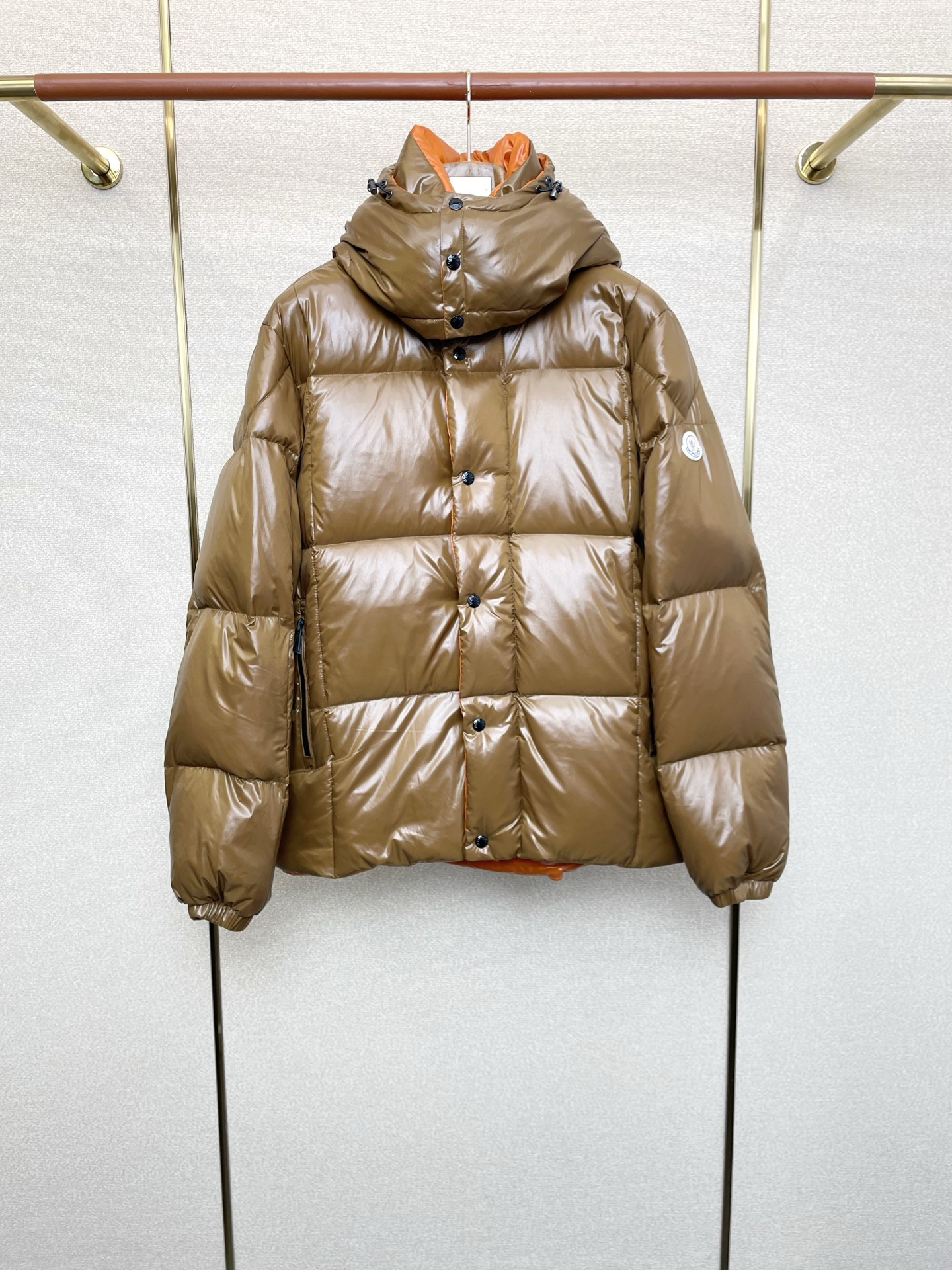 。羽绒服-Moncler蒙口💥砸锅卖铁都要上的新款！秋冬新款羽绒服 贸易公司渠道稀出，降温天气必备的保暖