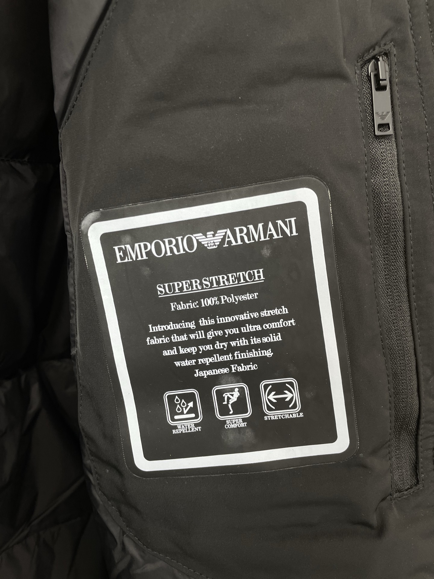 。羽绒服-ARMANI阿玛尼💥砸锅卖铁都要上的新款！秋冬新款经典连帽羽绒服，贸易公司渠道稀出，降温天气必